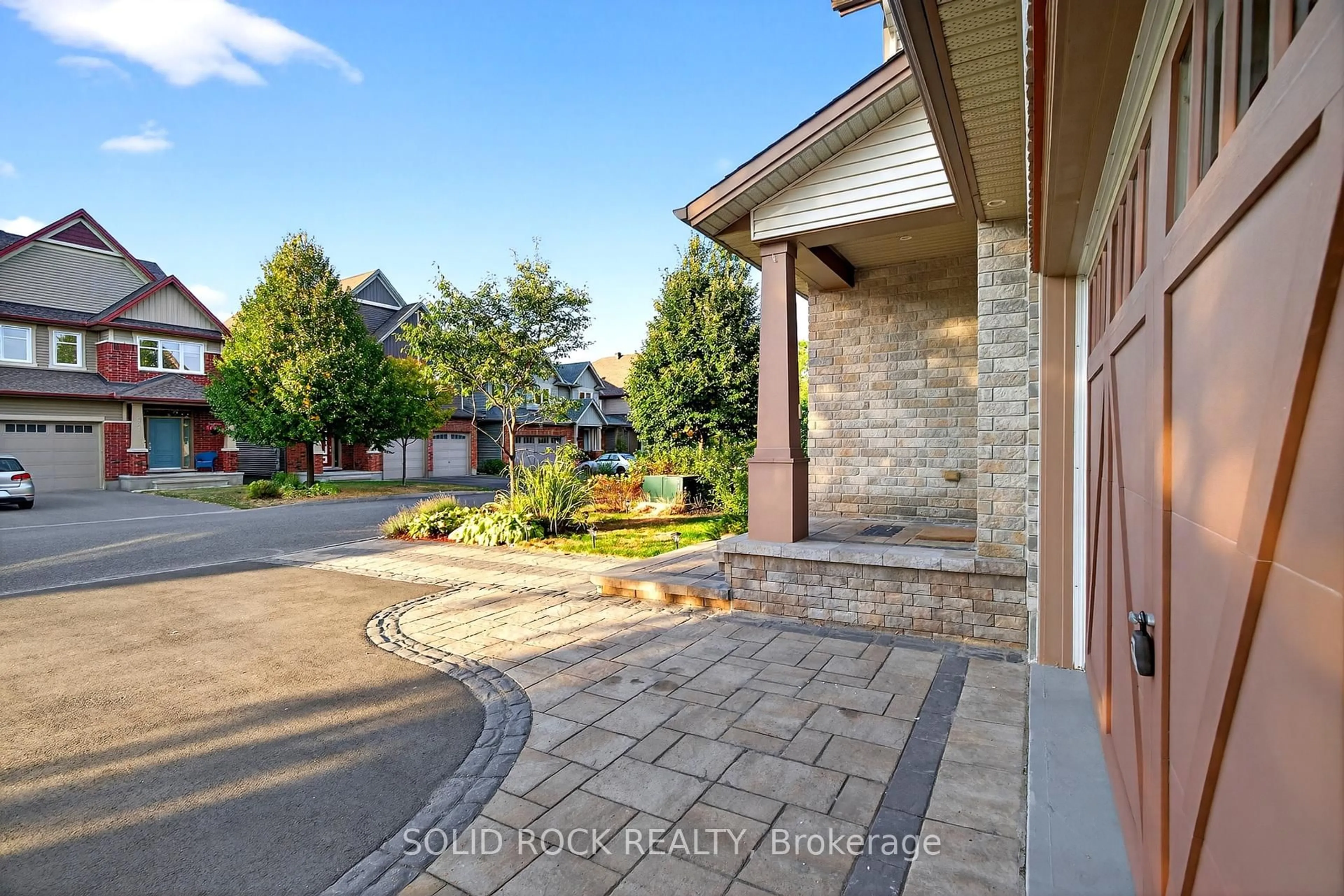 Unknown for 520 Elm Park Ave, Ottawa Ontario K2J 5X9