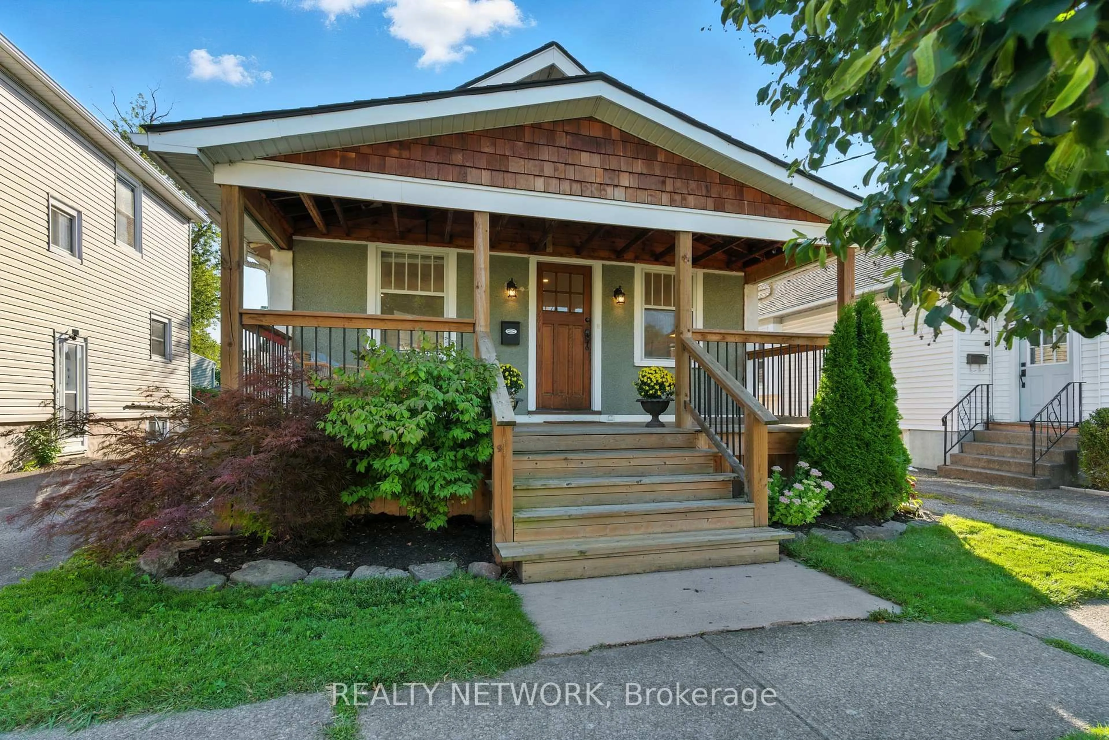 Home with brick exterior material, street for 27 Dexter St, St. Catharines Ontario L2S 2L5