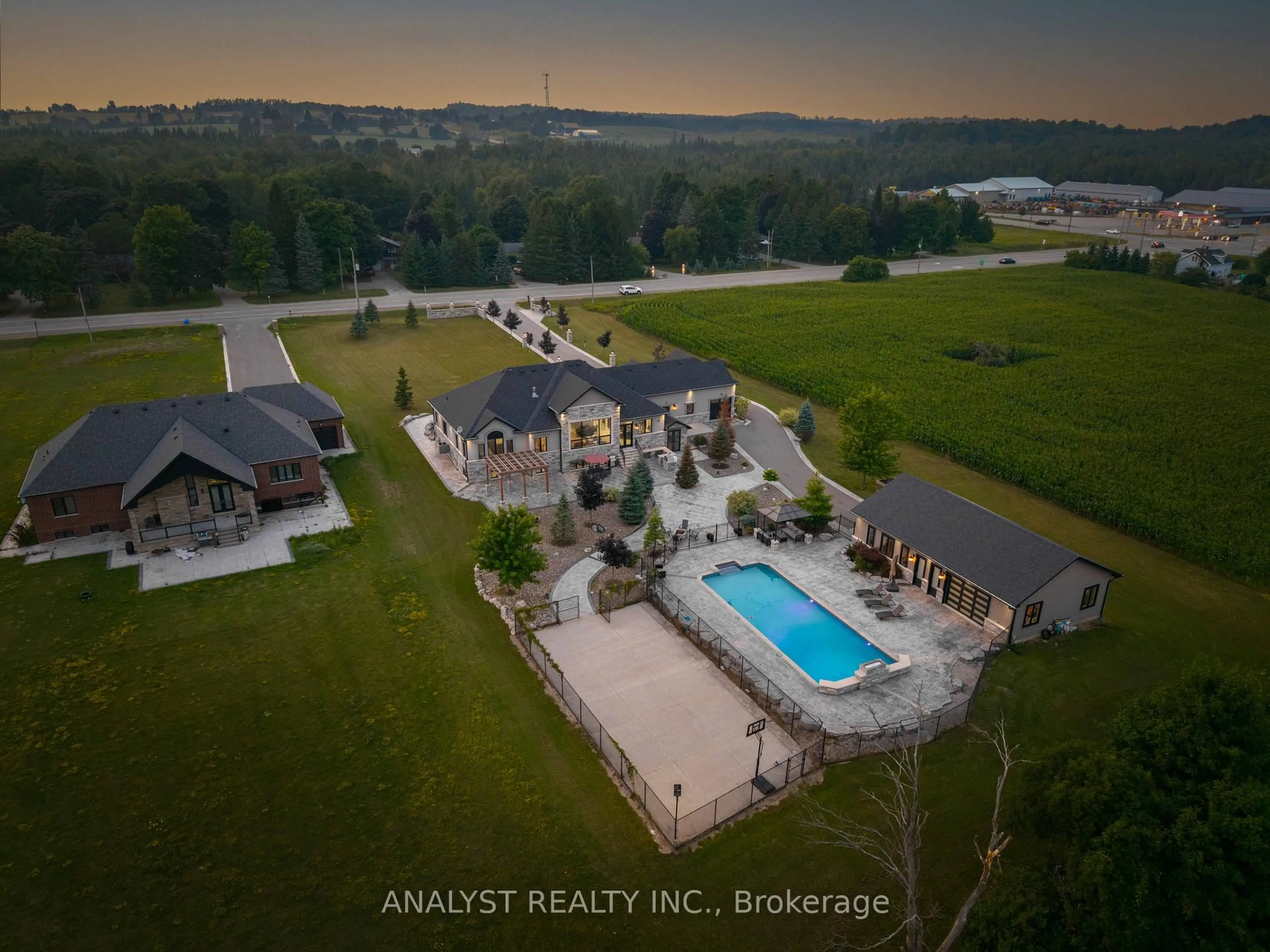 A pic from outside/outdoor area/front of a property/back of a property/a pic from drone, water/lake/river/ocean view for 9383 Wellington Road 124, Erin Ontario N0B 1T0