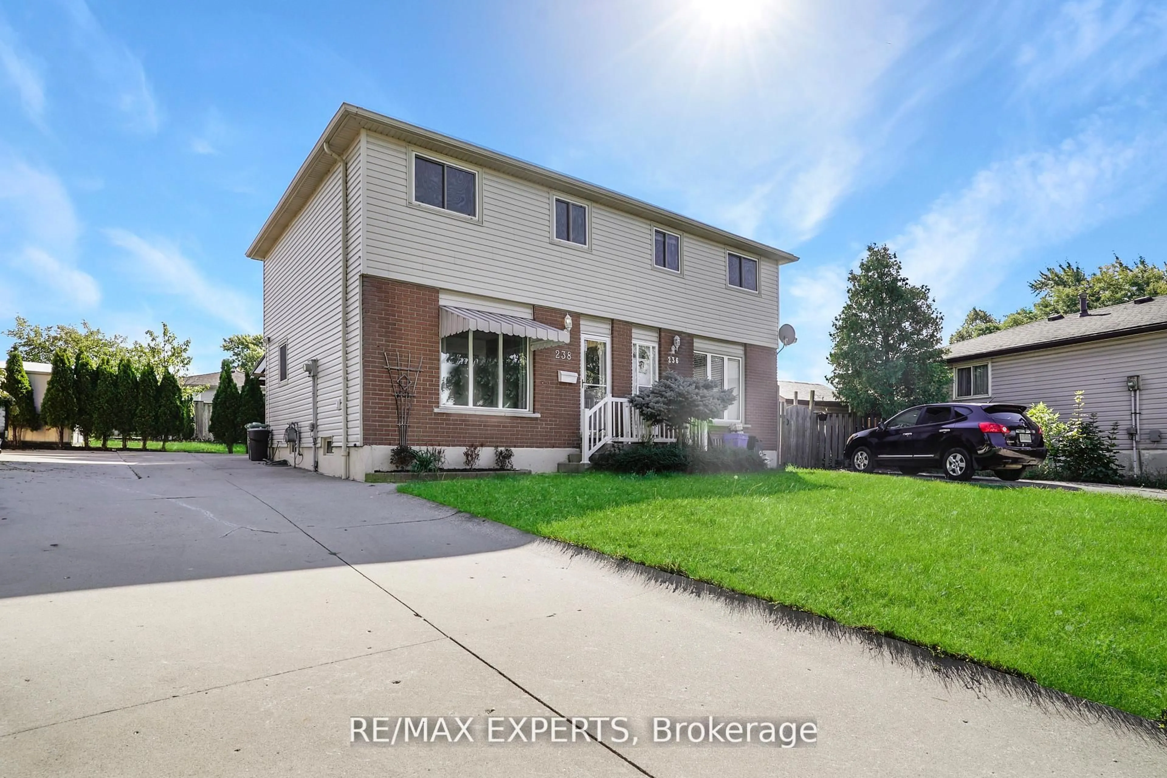 Home with brick exterior material, street for 238 Lawnhurst Crt, Hamilton Ontario L8V 4R4
