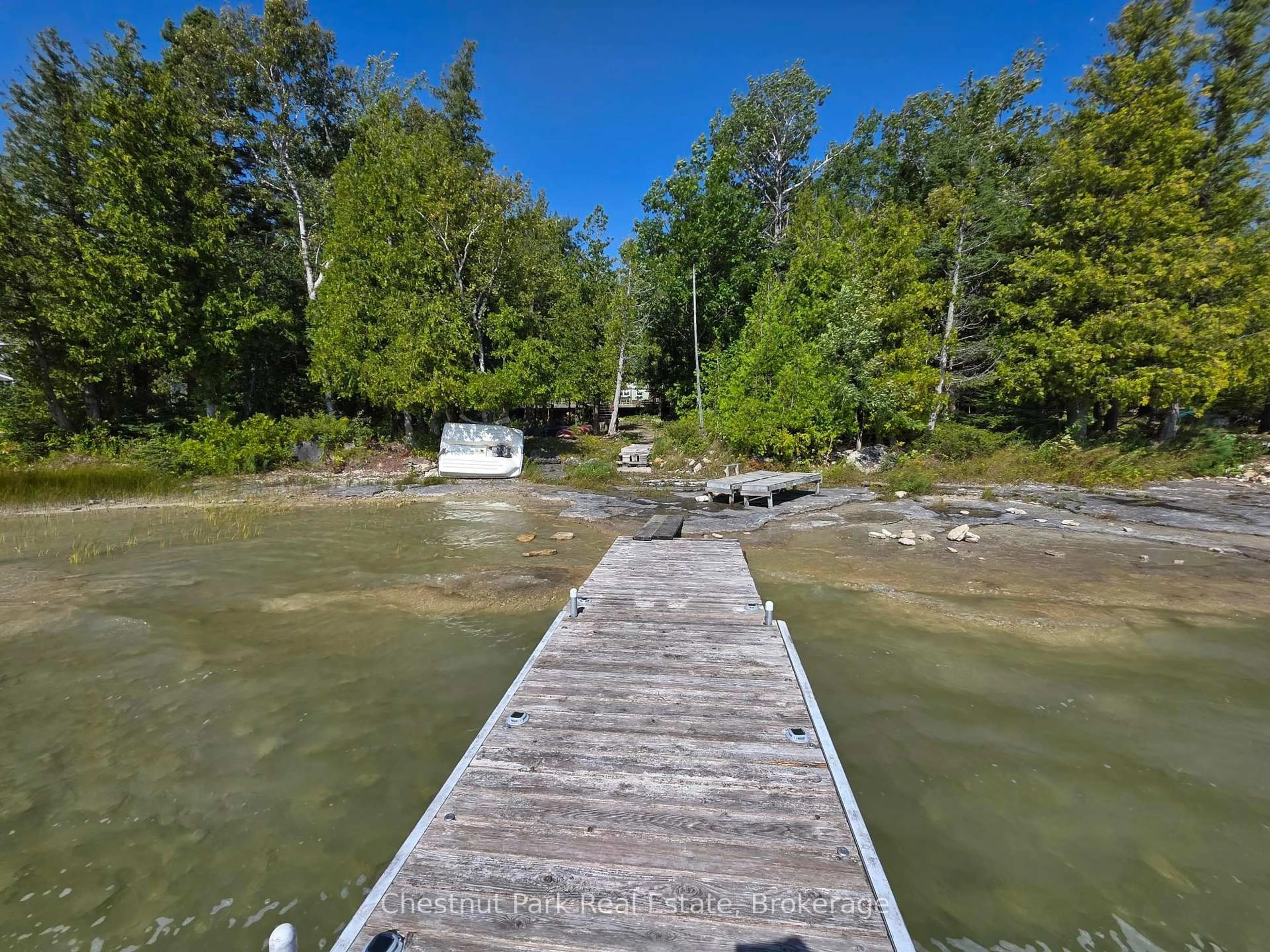 Unknown for 8 Birchwood Dr, Northern Bruce Peninsula Ontario N0H 2R0