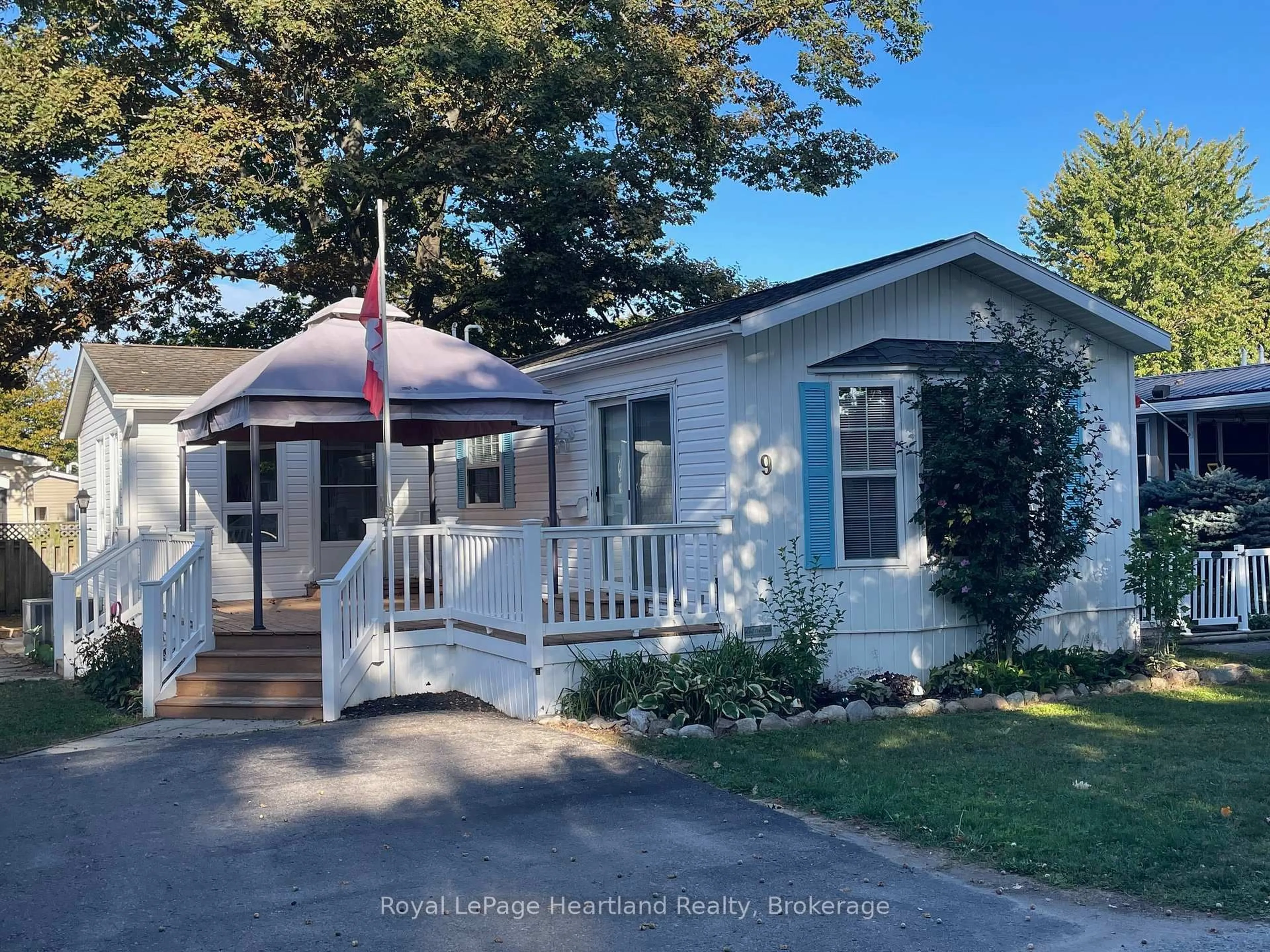 Home with vinyl exterior material, street for 9 ALGONQUIN Lane, Ashfield-Colborne-Wawanosh Ontario N7A 3Y2