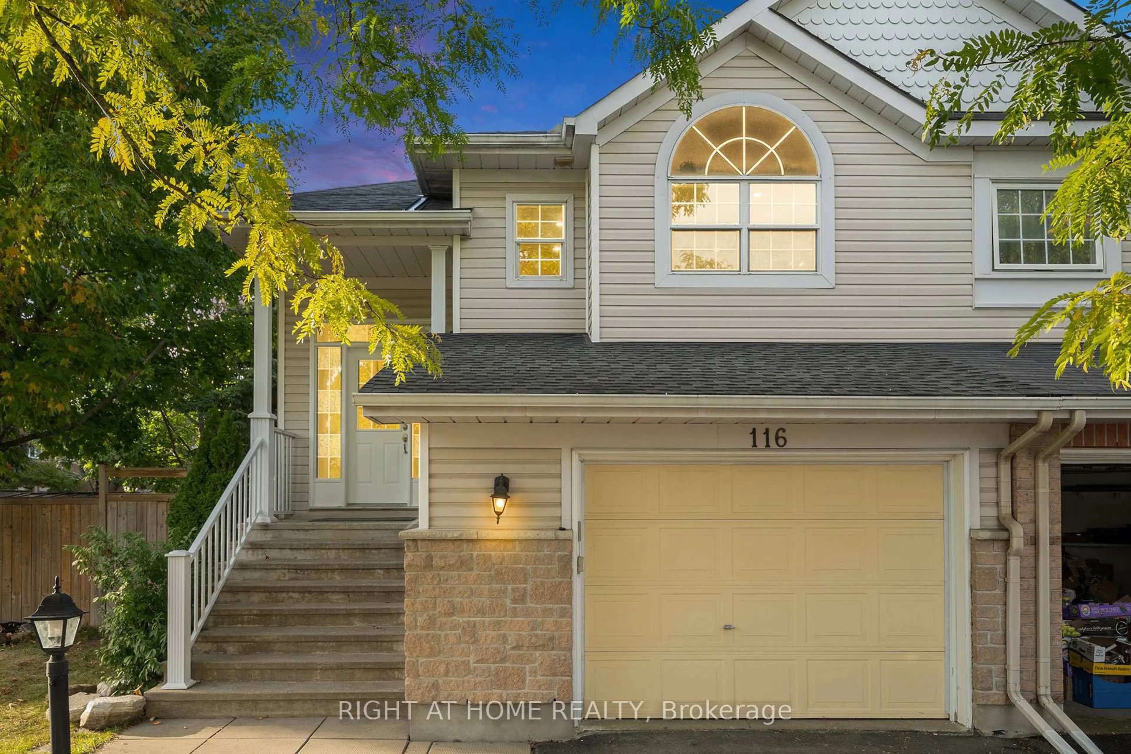 Home with vinyl exterior material, street for 116 Calaveras Ave, Ottawa Ontario K2J 4Z7