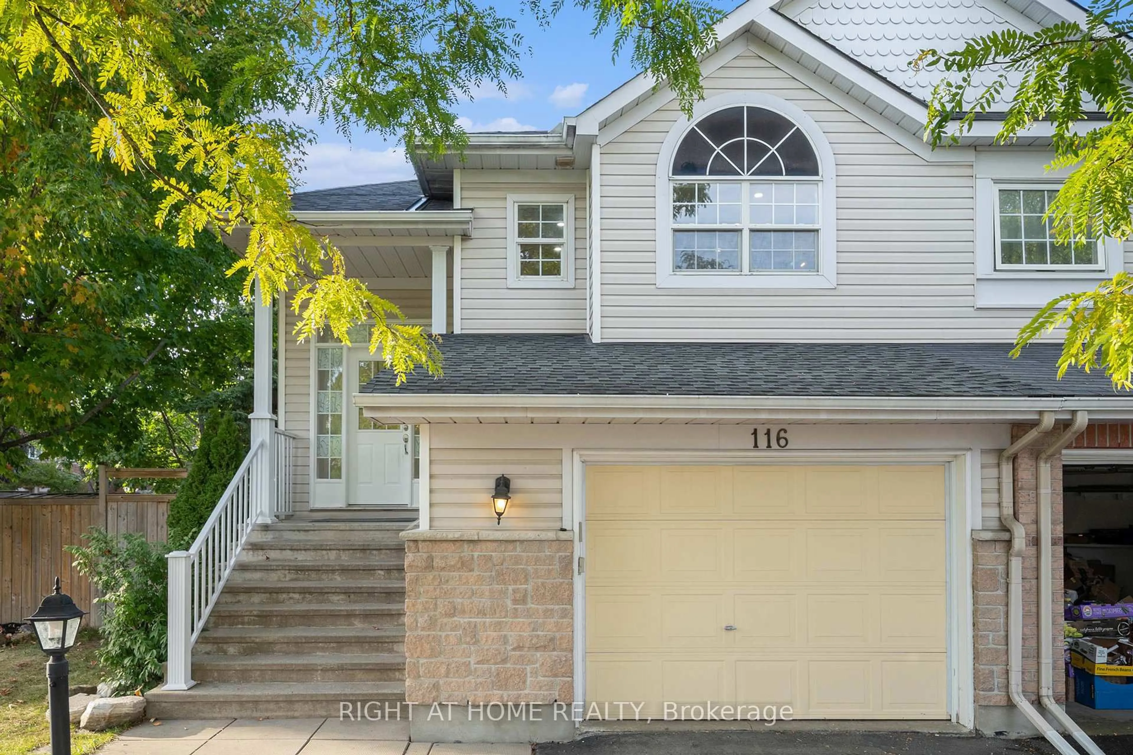 Home with vinyl exterior material, street for 116 Calaveras Ave, Ottawa Ontario K2J 4Z7