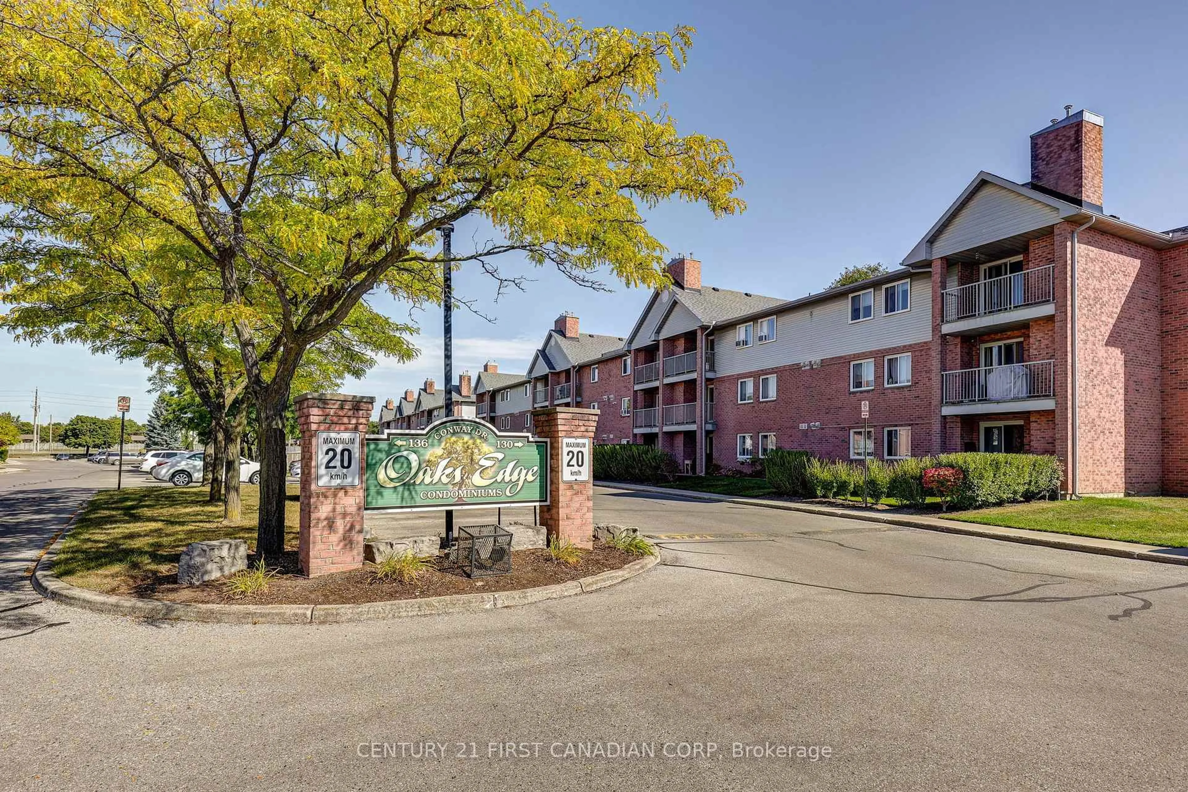 A pic from outside/outdoor area/front of a property/back of a property/a pic from drone, street for 130 Conway Dr #123, London South Ontario N6E 3M9