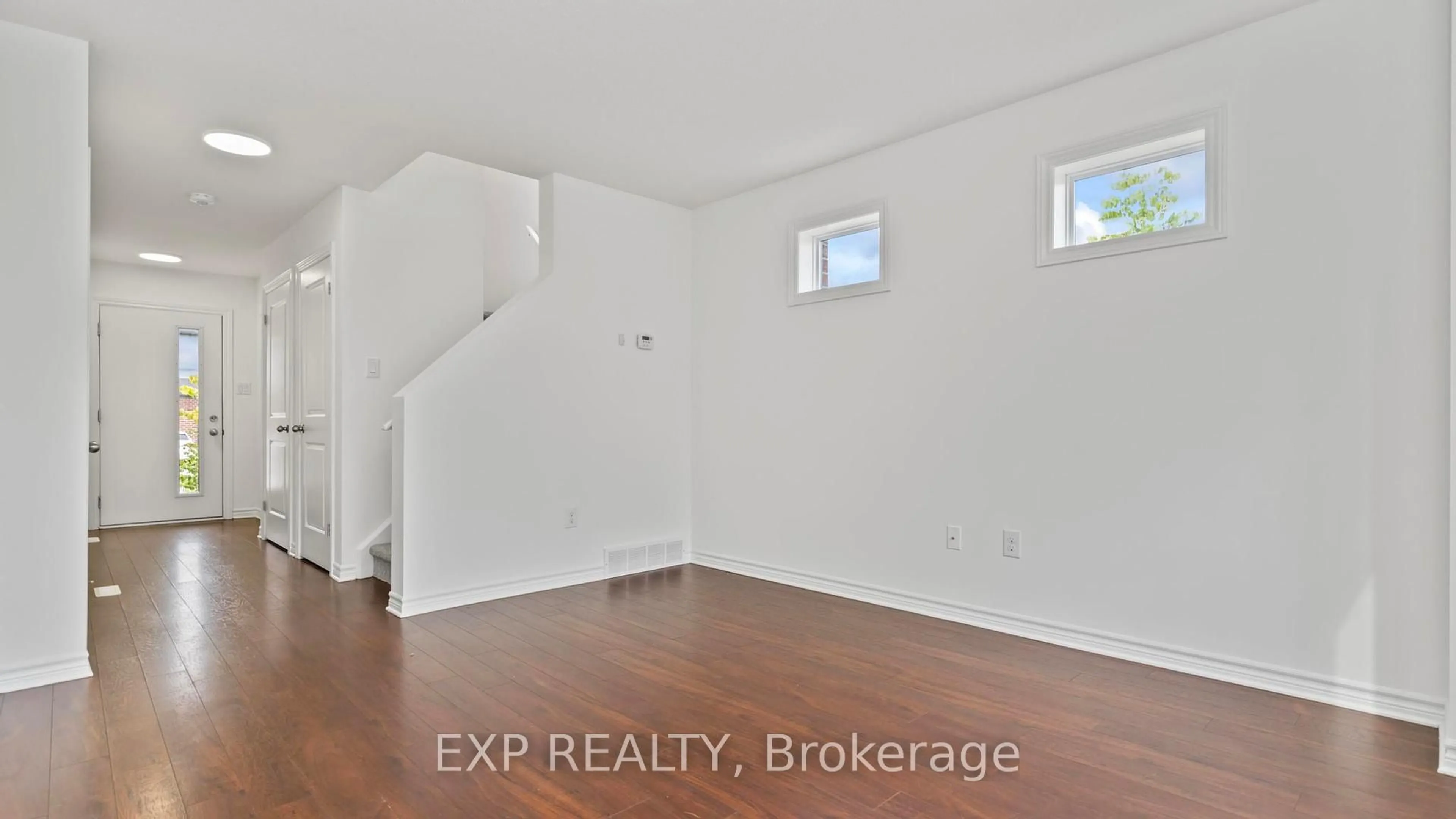 A pic of a room for 1326 Michael Circ, London East Ontario N5V 0B8