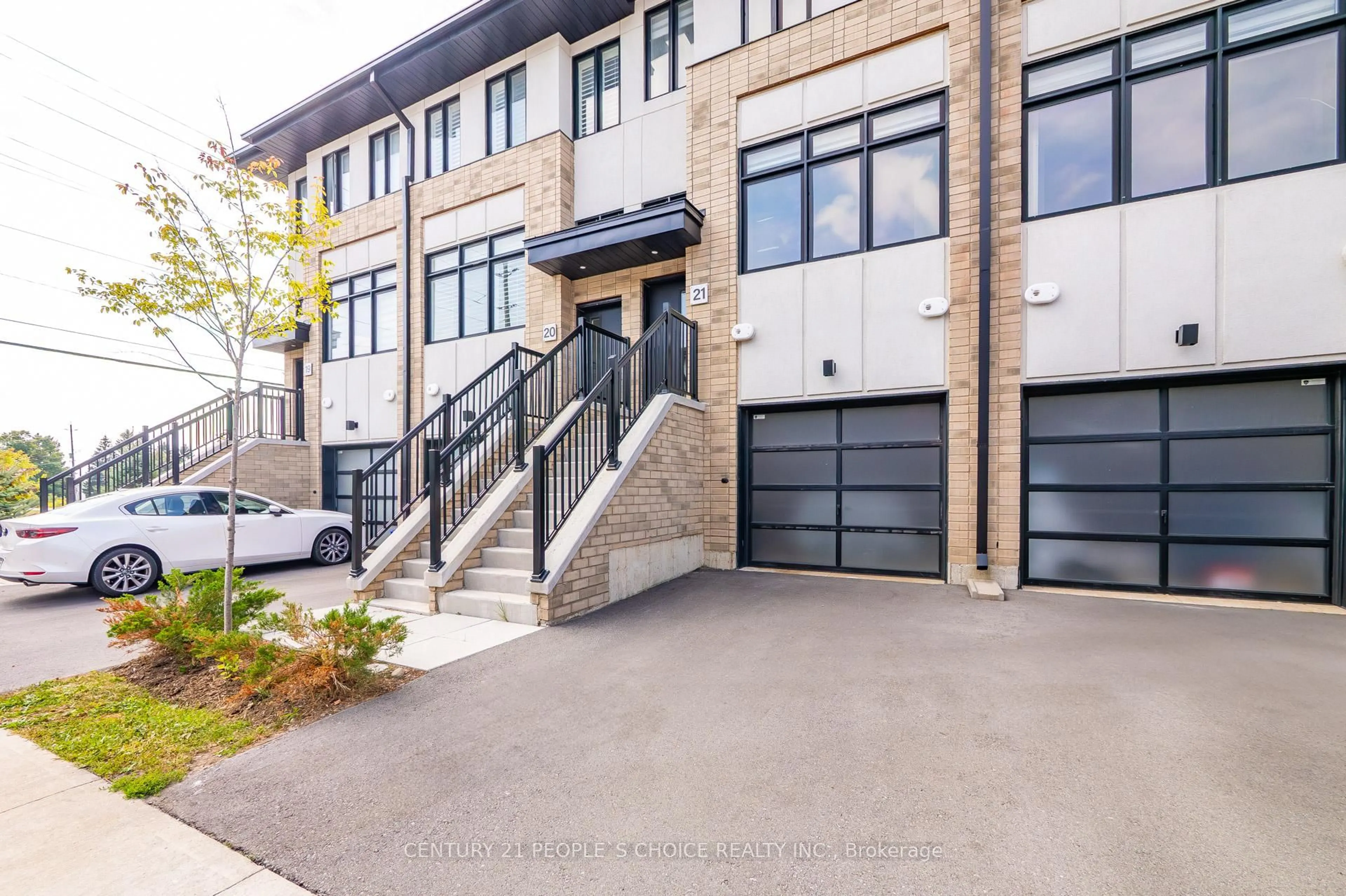 Unknown for 527 Shaver Rd #21, Hamilton Ontario L9G 0J1