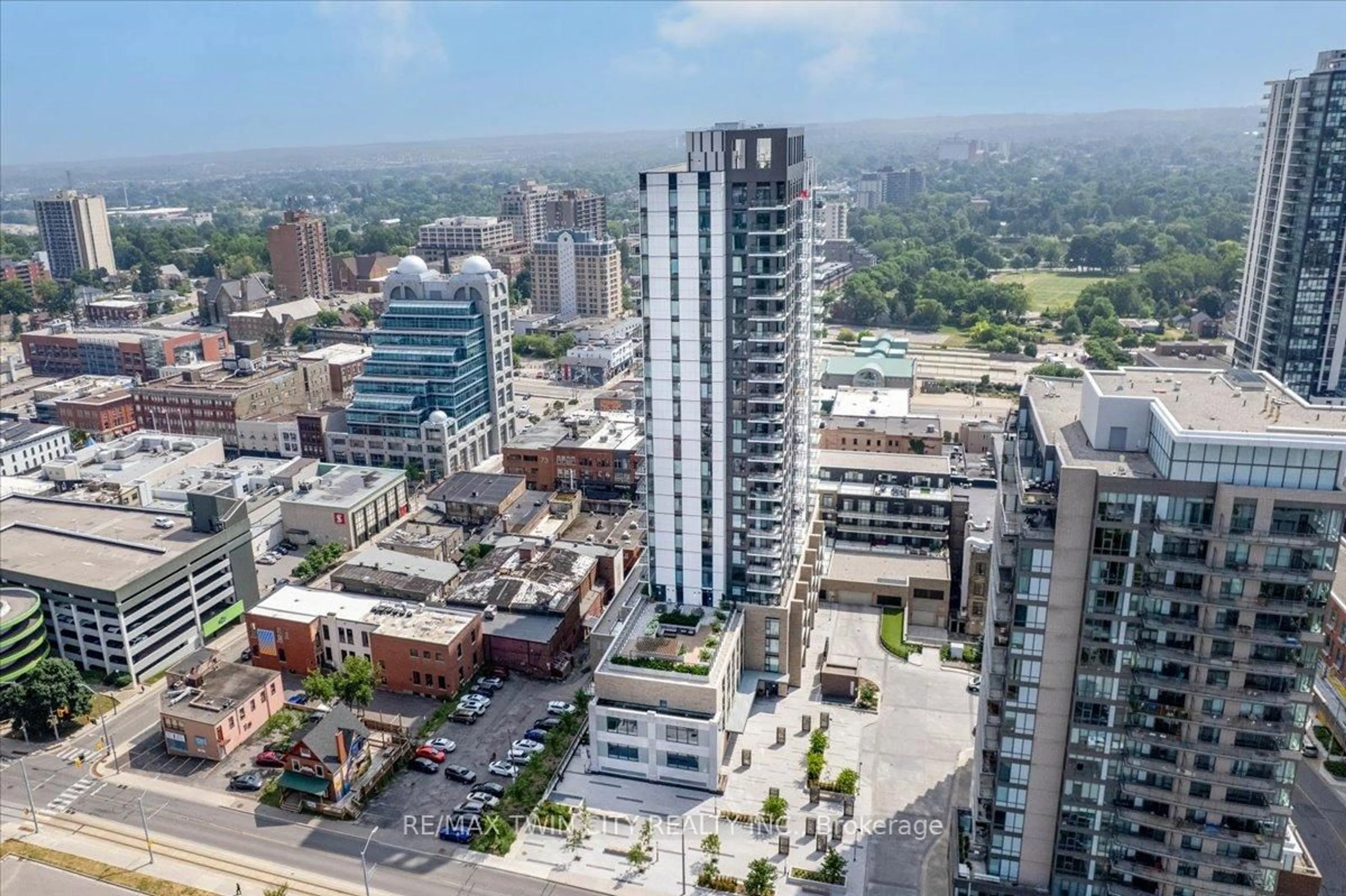 A pic from outside/outdoor area/front of a property/back of a property/a pic from drone, city buildings view from balcony for 55 Duke St #505, Kitchener Ontario N2H 0C9