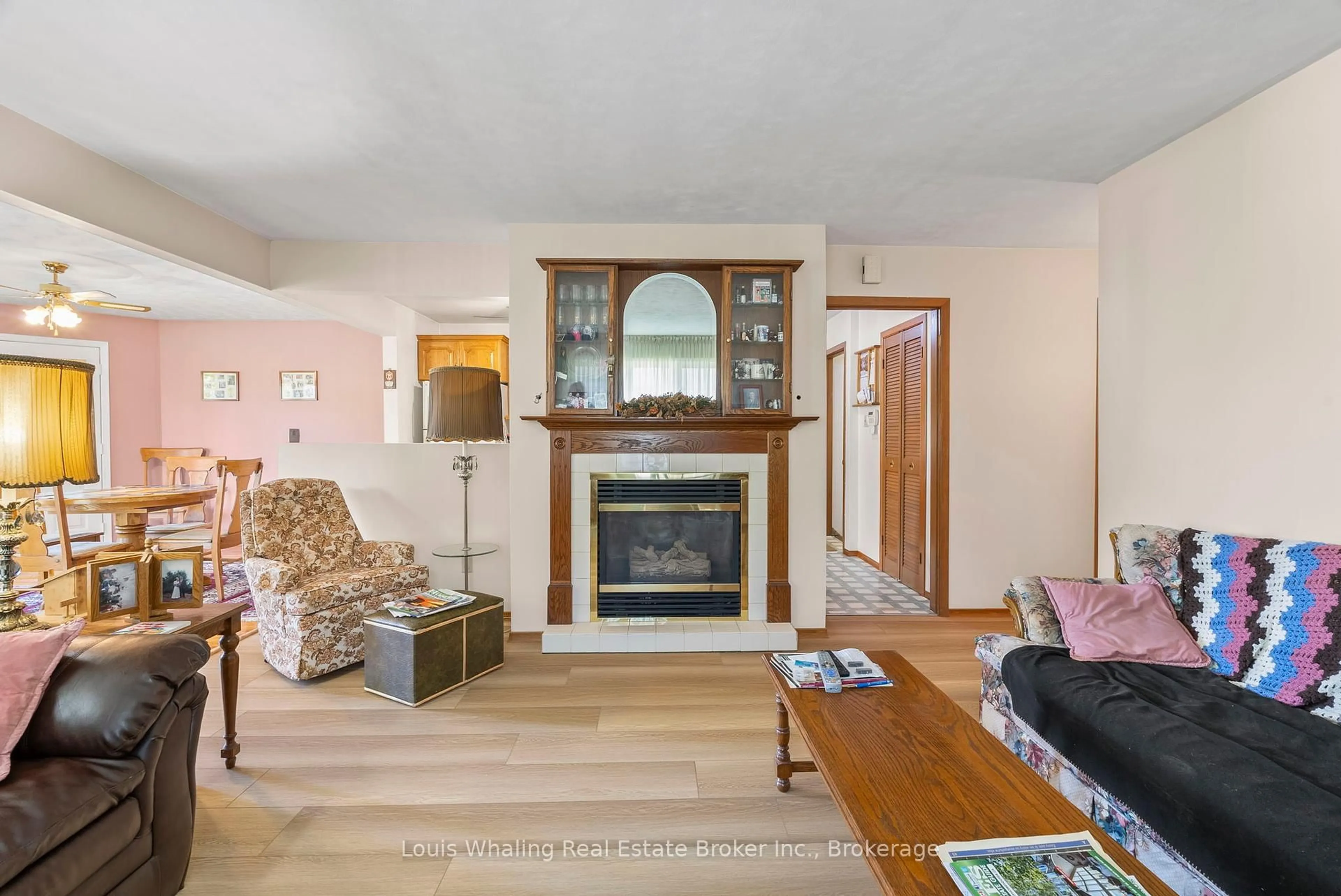 Living room with furniture, unknown for 61 8th St, Hanover Ontario N4N 1J1