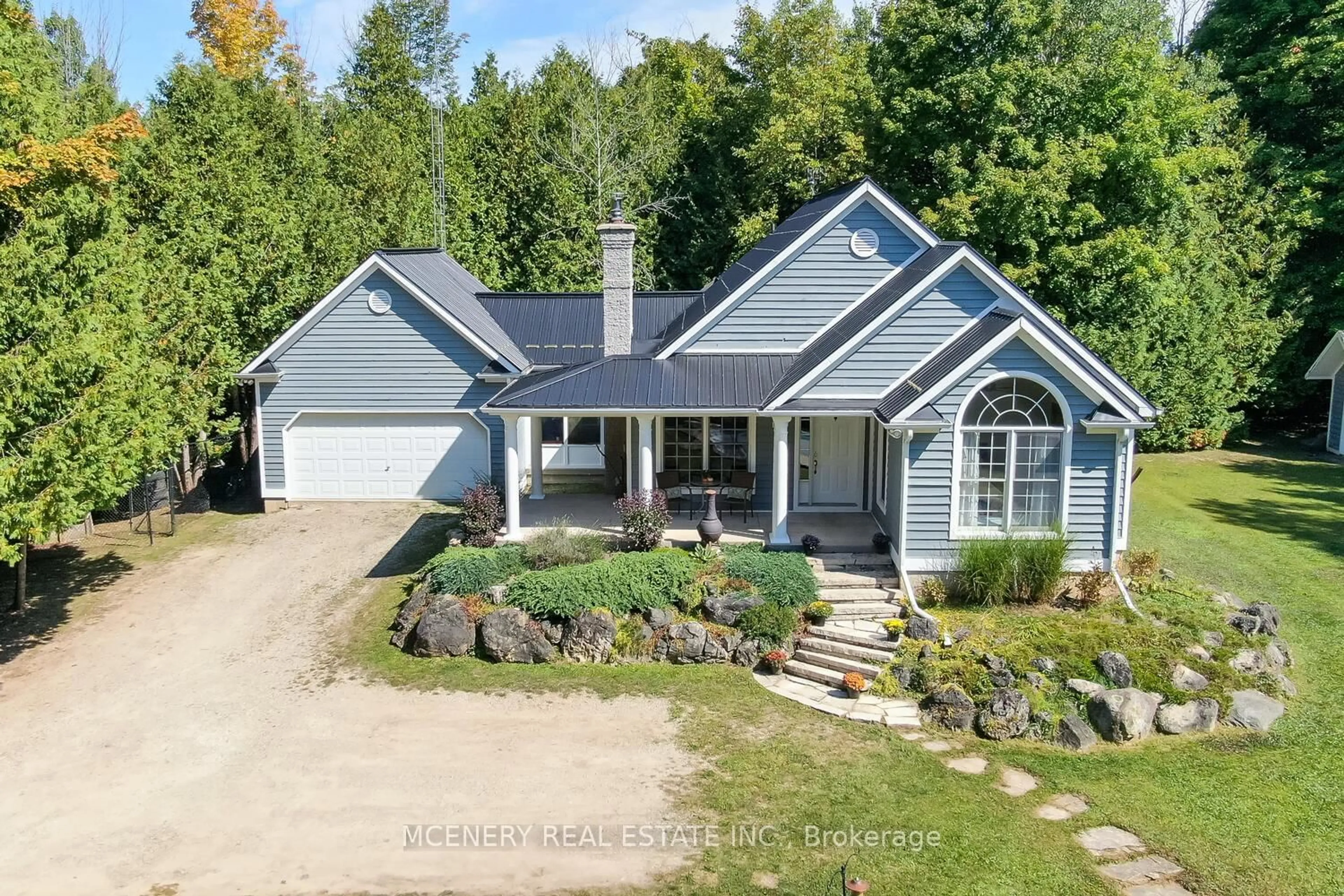 A pic from outside/outdoor area/front of a property/back of a property/a pic from drone, street for 9419 FIVE Sdrd, Erin Ontario N0B 1T0