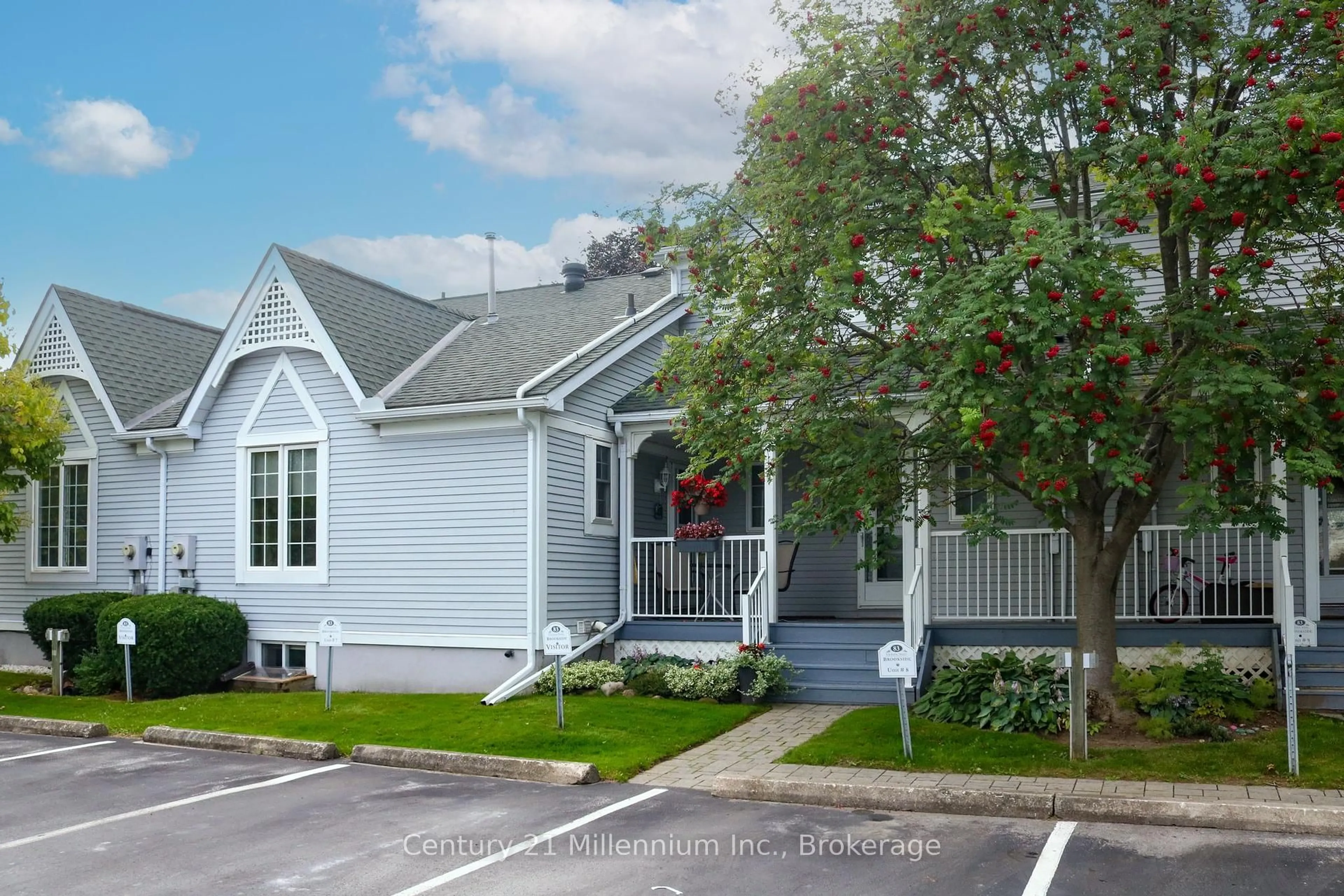 Home with vinyl exterior material, street for 83 Victoria St #7, Meaford Ontario N4L 1R4