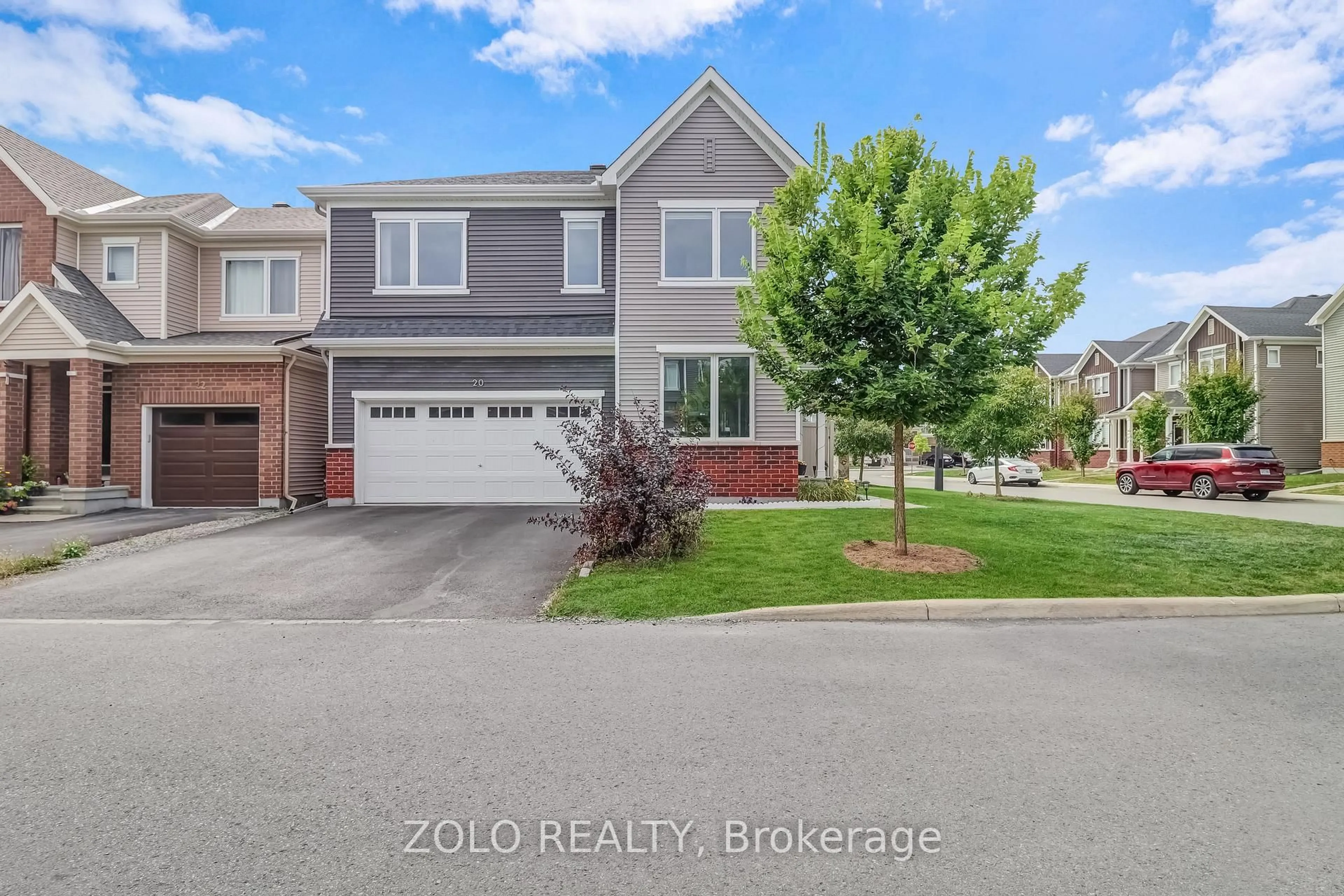 A pic from outside/outdoor area/front of a property/back of a property/a pic from drone, street for 20 Coppermine St, Ottawa Ontario K2J 6P6
