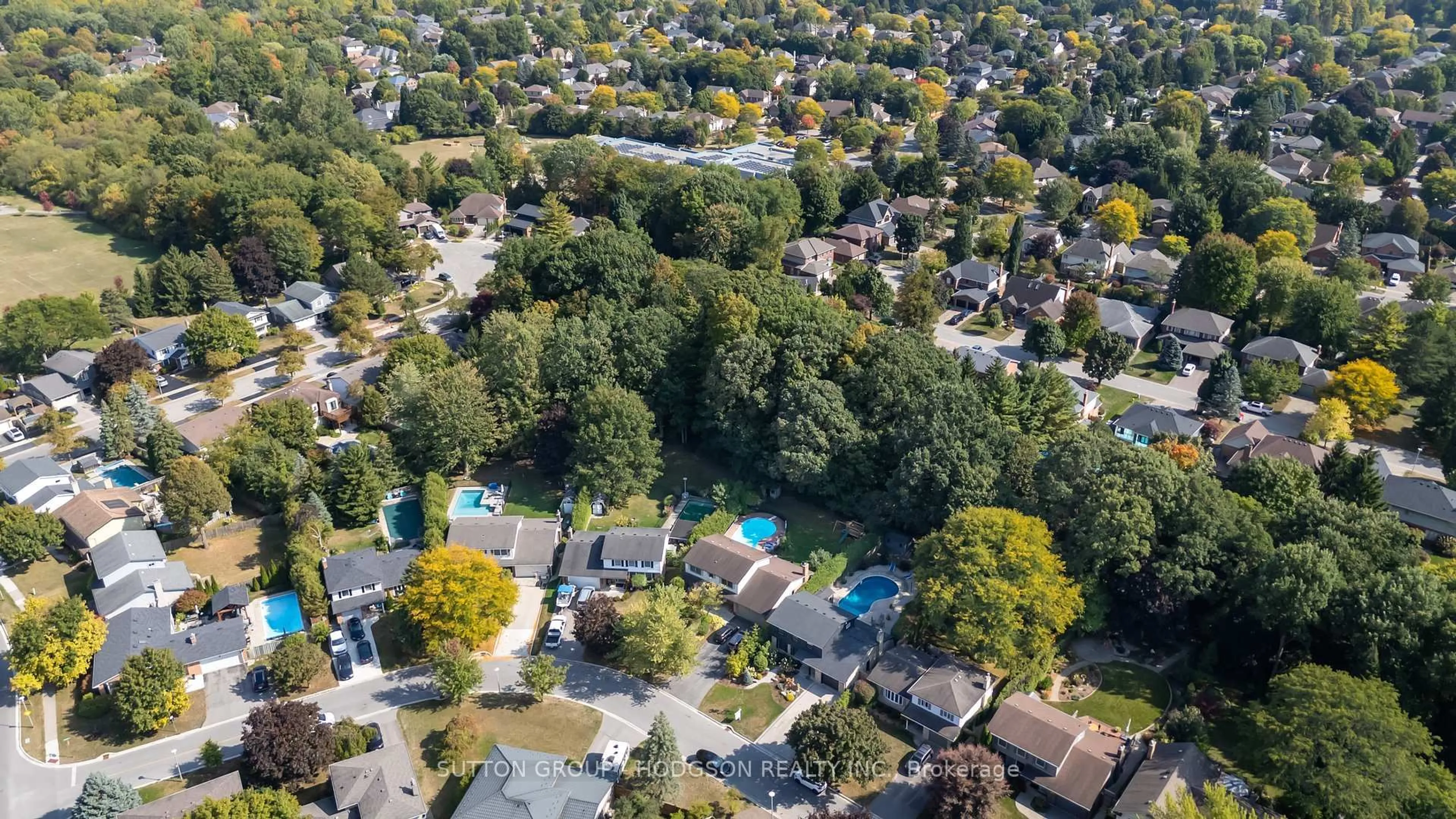 A pic from outside/outdoor area/front of a property/back of a property/a pic from drone, street for 169 Camden Cres, London North Ontario N5X 2J6