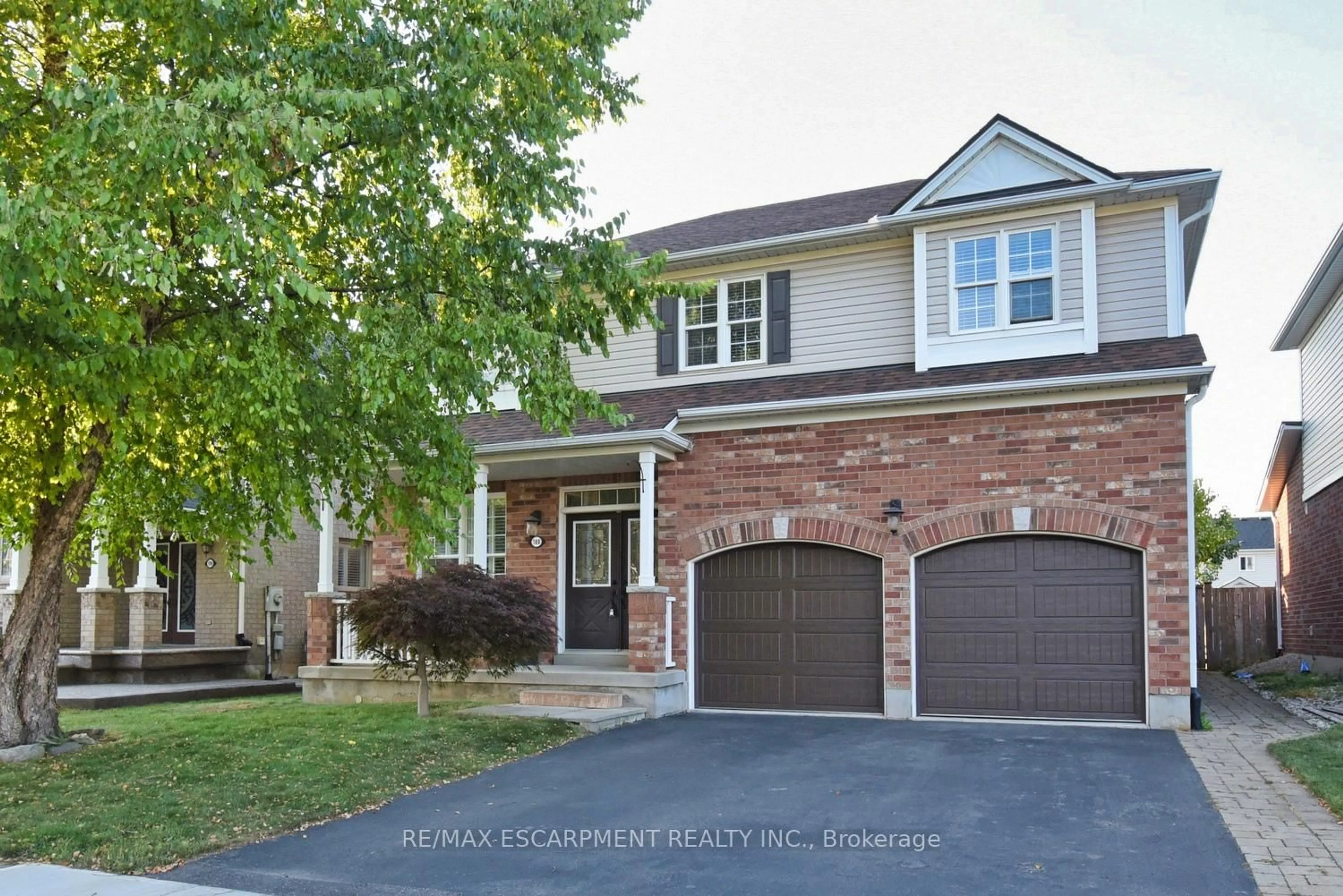 Home with brick exterior material, street for 188 Hunter Way, Brantford Ontario N3T 0B7