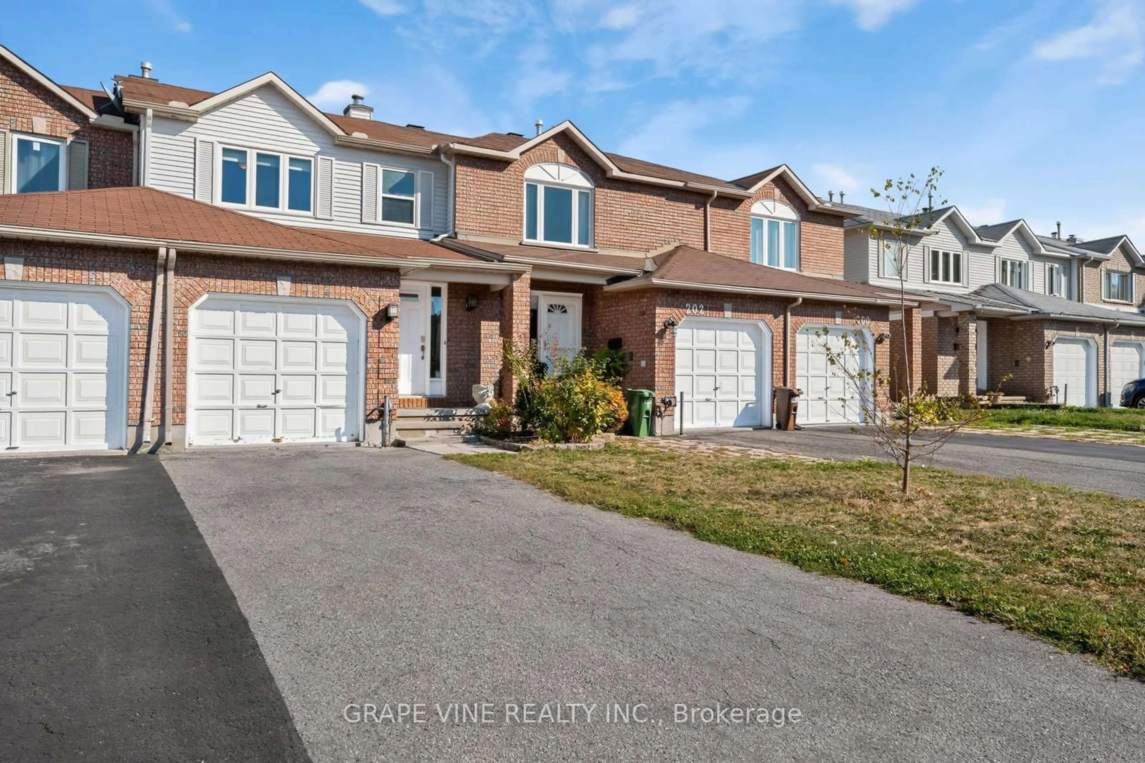 Home with brick exterior material, street for 204 Hunterswood Cres, Ottawa Ontario K1G 5V1