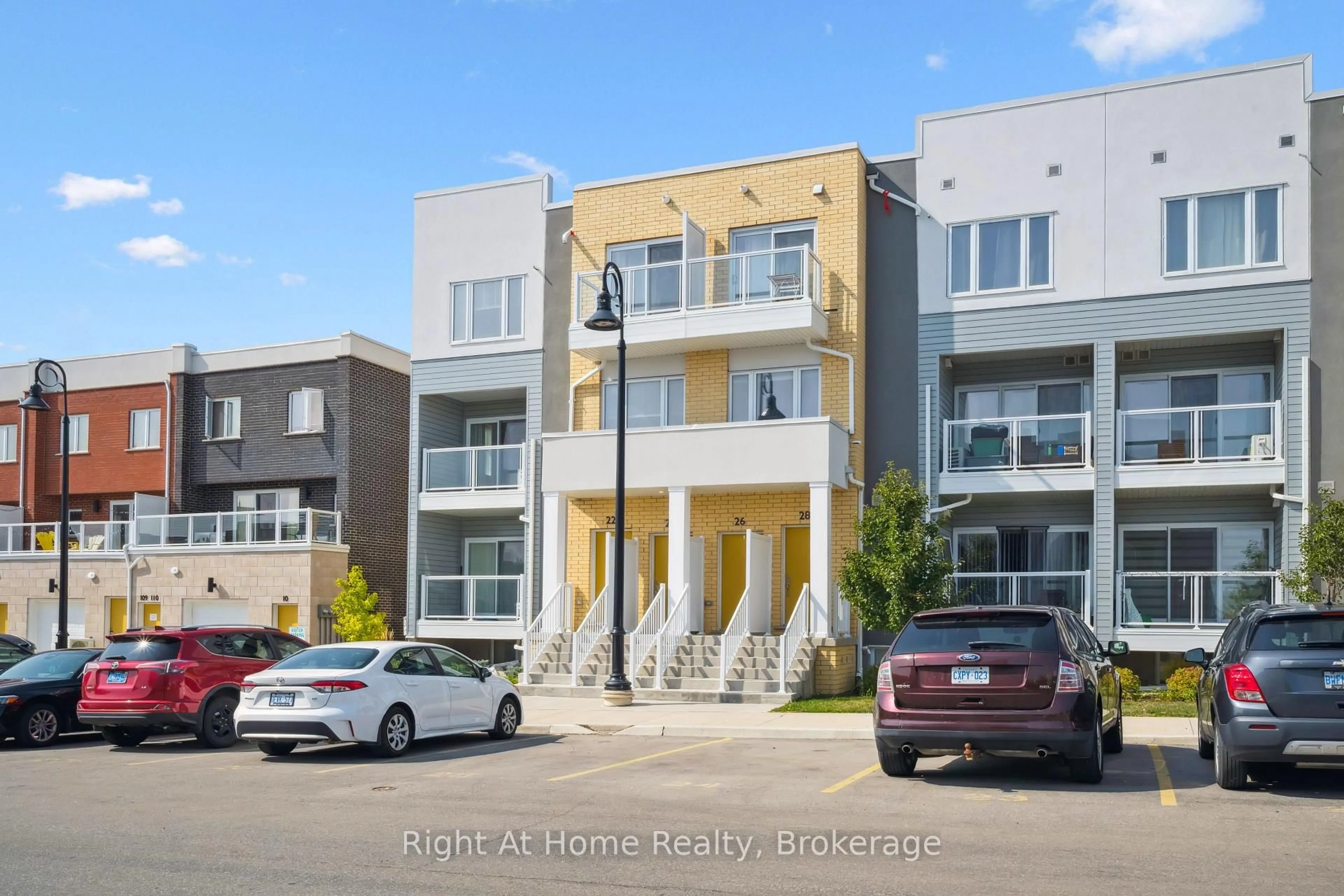 Unknown for 24 Progress Cres, Kitchener Ontario N2R 0R7