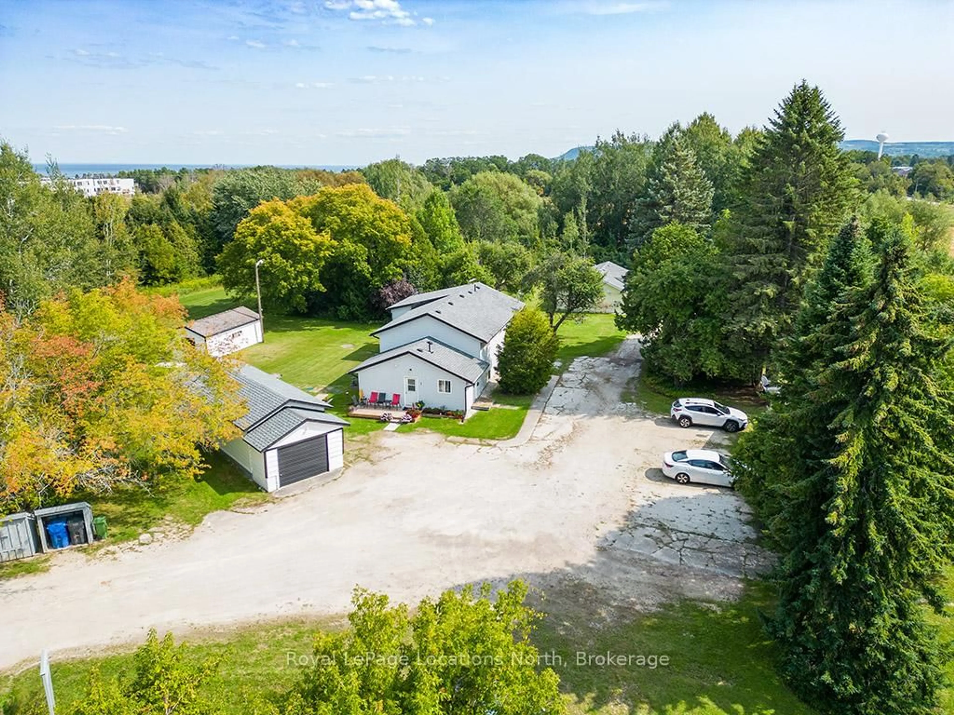 A pic from outside/outdoor area/front of a property/back of a property/a pic from drone, water/lake/river/ocean view for 150 Peel St, Blue Mountains Ontario N0H 2P0