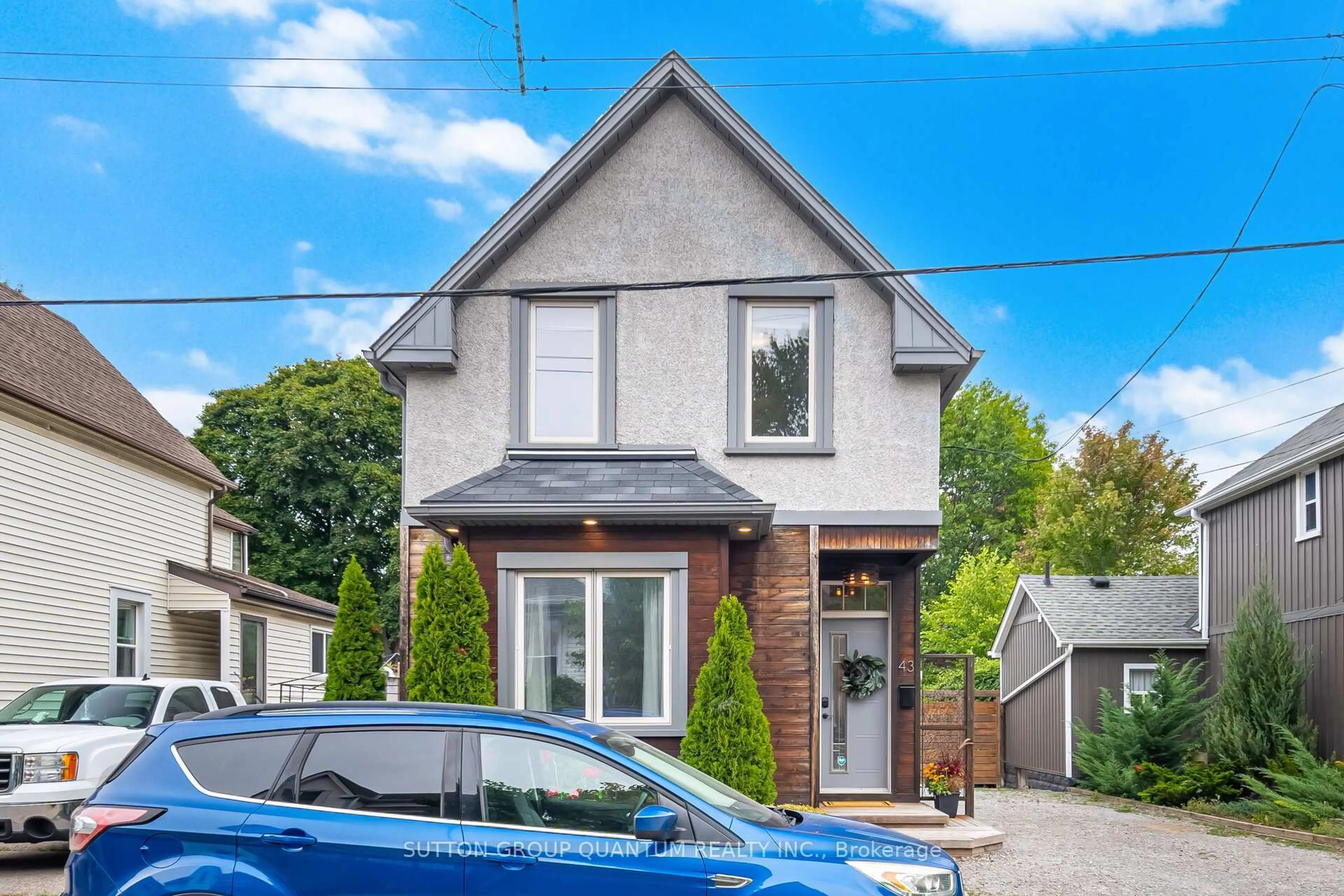 Unknown for 43 Woodbine Cres, Hamilton Ontario L5H 4K8