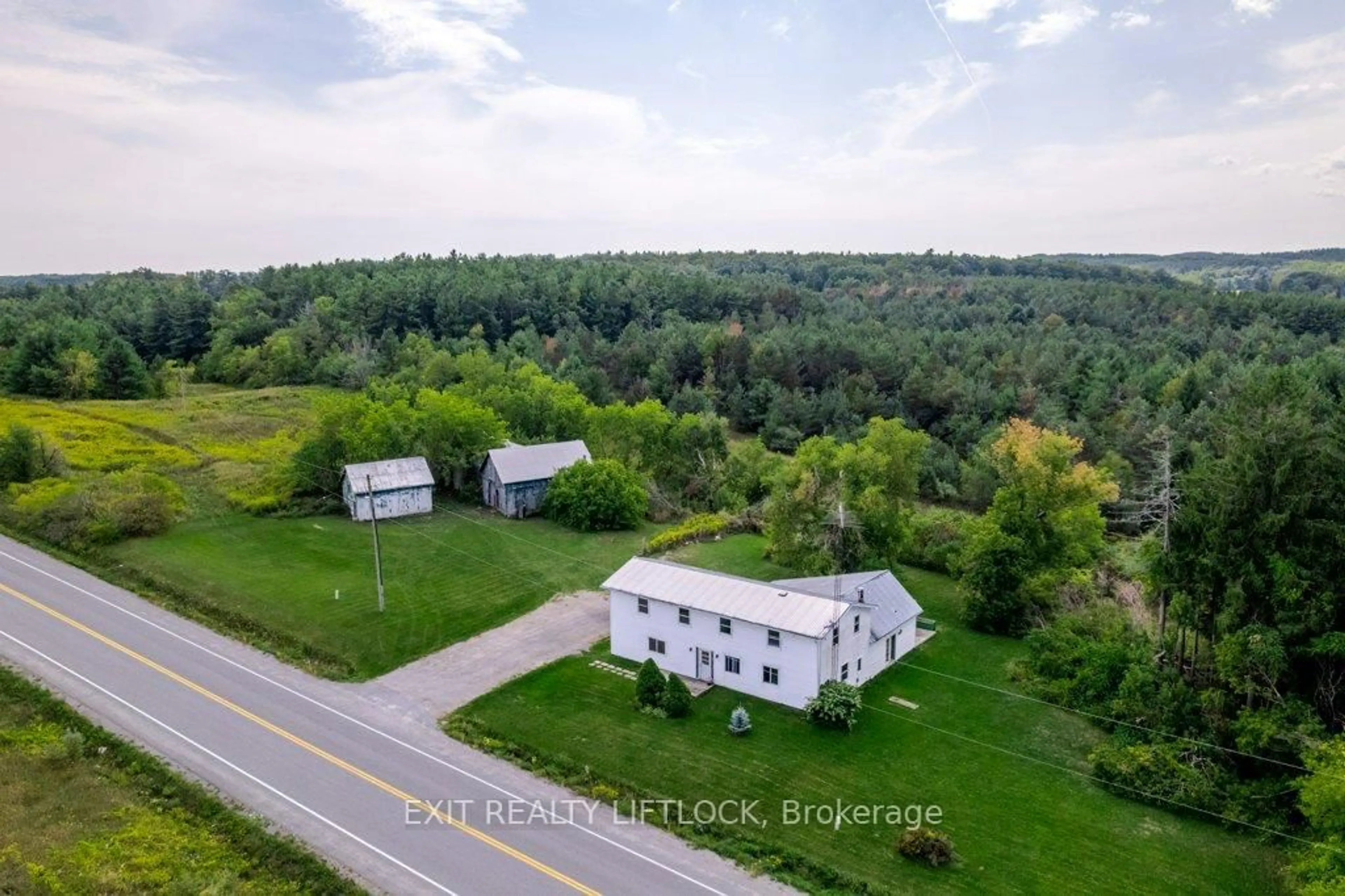 A pic from outside/outdoor area/front of a property/back of a property/a pic from drone, unknown for 194 County Rd 10, Cavan Monaghan Ontario L0A 1G0