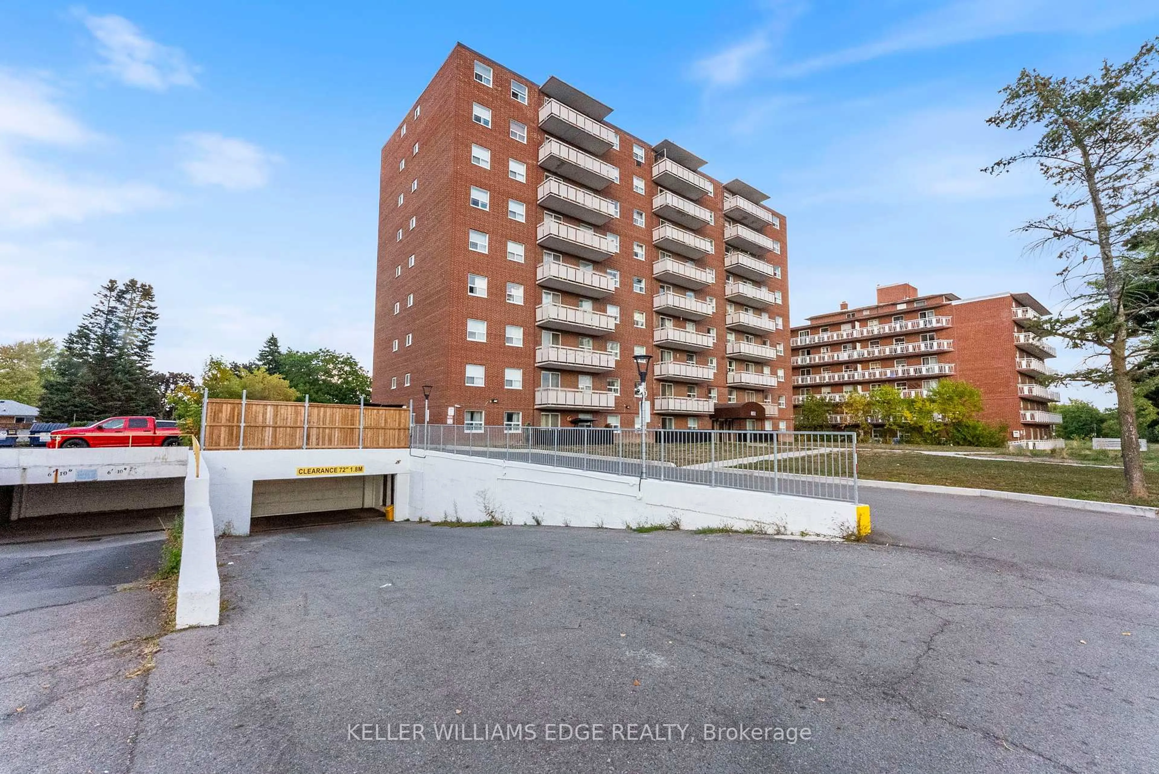 A pic from outside/outdoor area/front of a property/back of a property/a pic from drone, unknown for 851 Queenston Rd #802, Hamilton Ontario L8G 1B4
