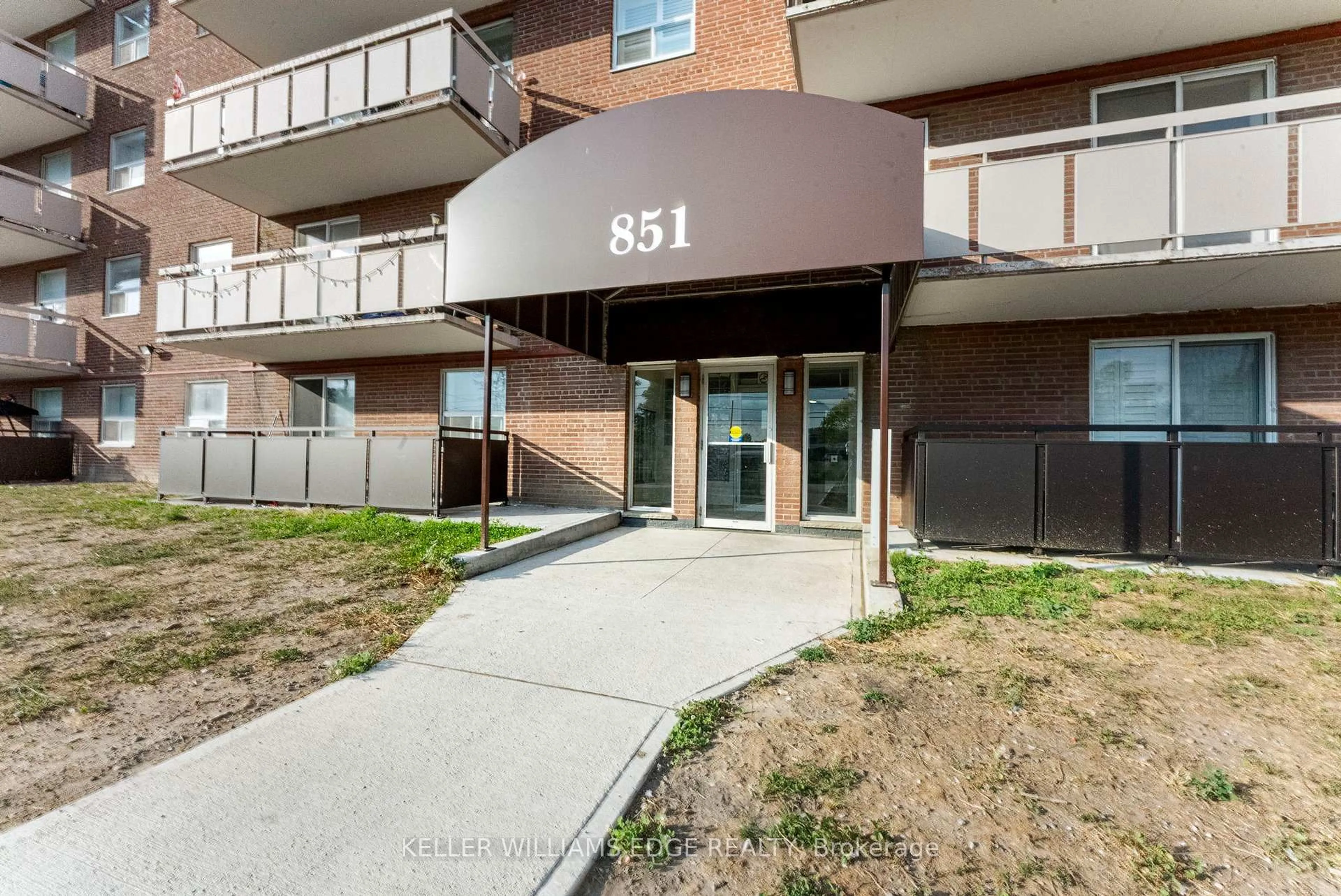 Unknown for 851 Queenston Rd #802, Hamilton Ontario L8G 1B4