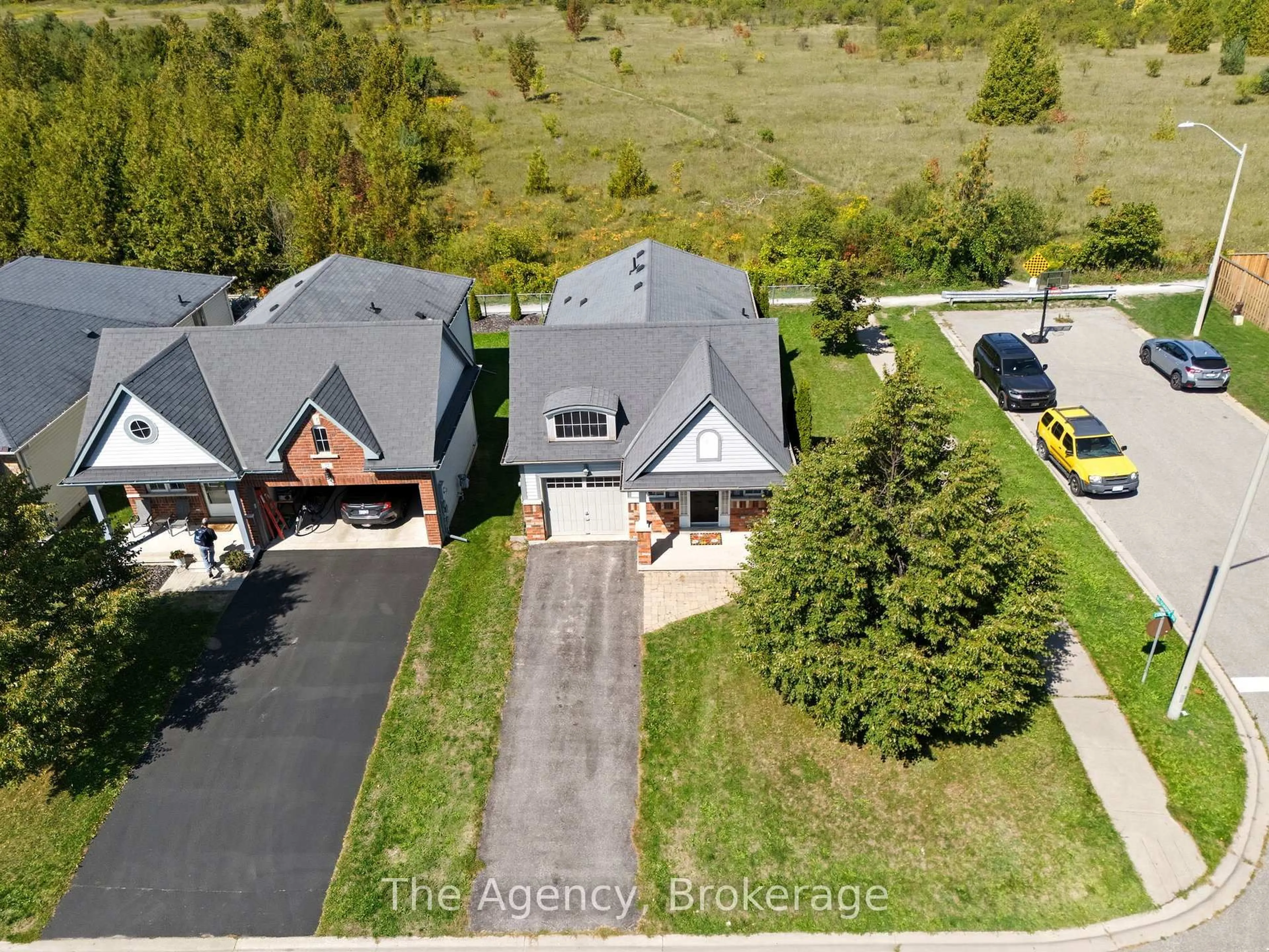 A pic from outside/outdoor area/front of a property/back of a property/a pic from drone, street for 70 Cook St, Kawartha Lakes Ontario K9V 0C7