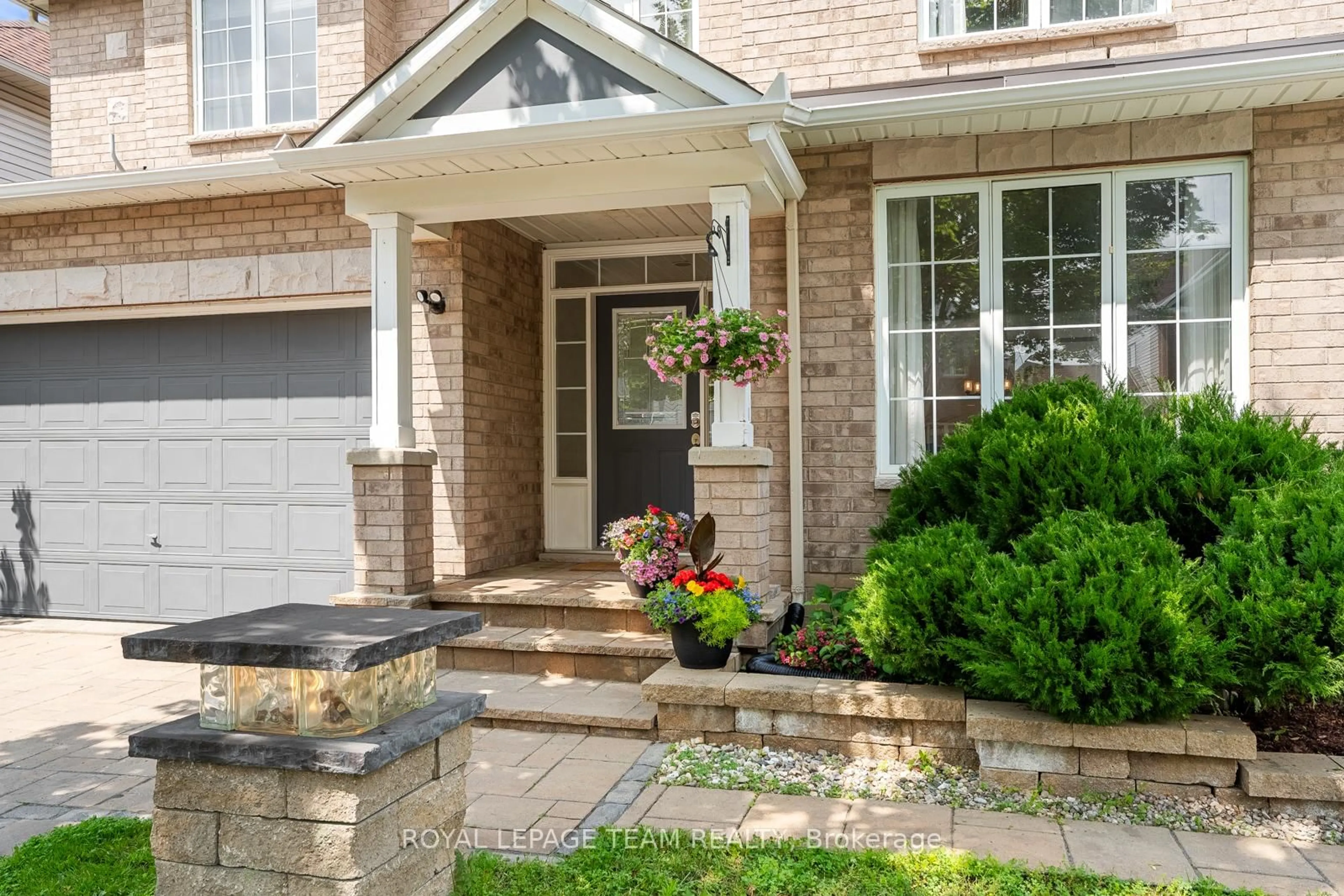 Home with brick exterior material, street for 33 Valencia St, Ottawa Ontario K2G 6T1