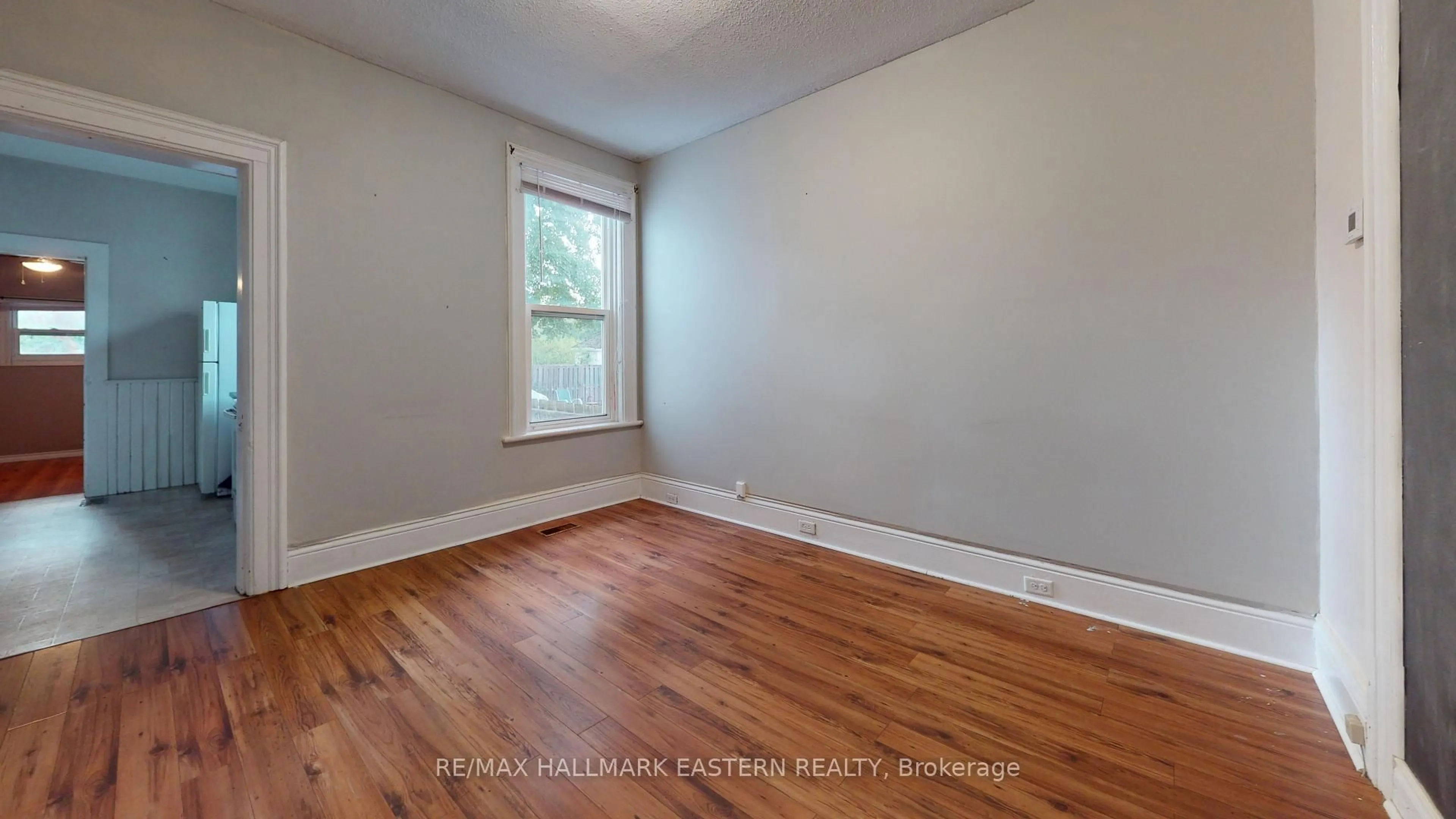 A pic of a room for 655 George St, Peterborough Ontario K9H 3S7
