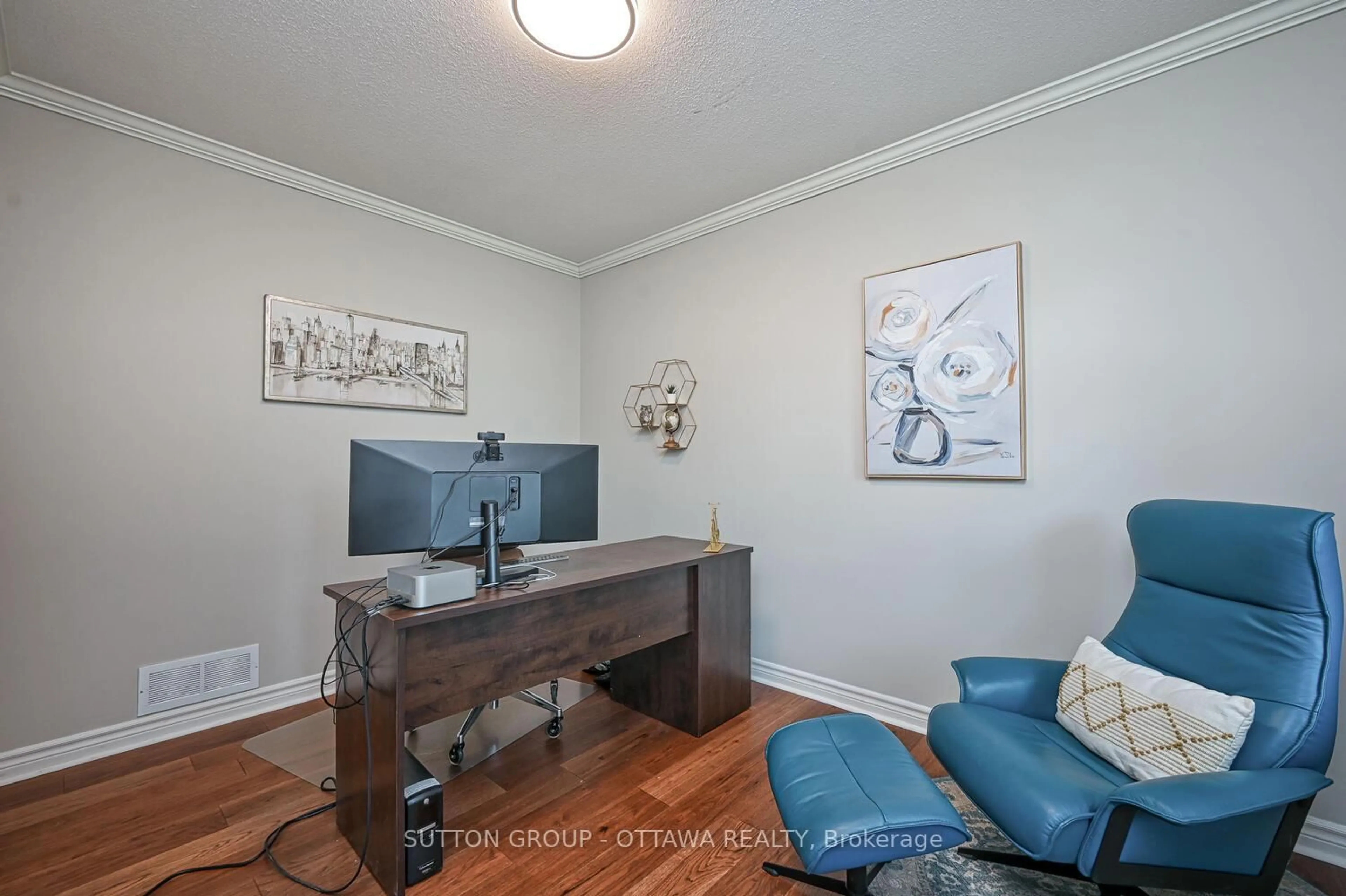A pic of a room for 329 West Ridge Dr, Stittsville Ontario K2S 2G7