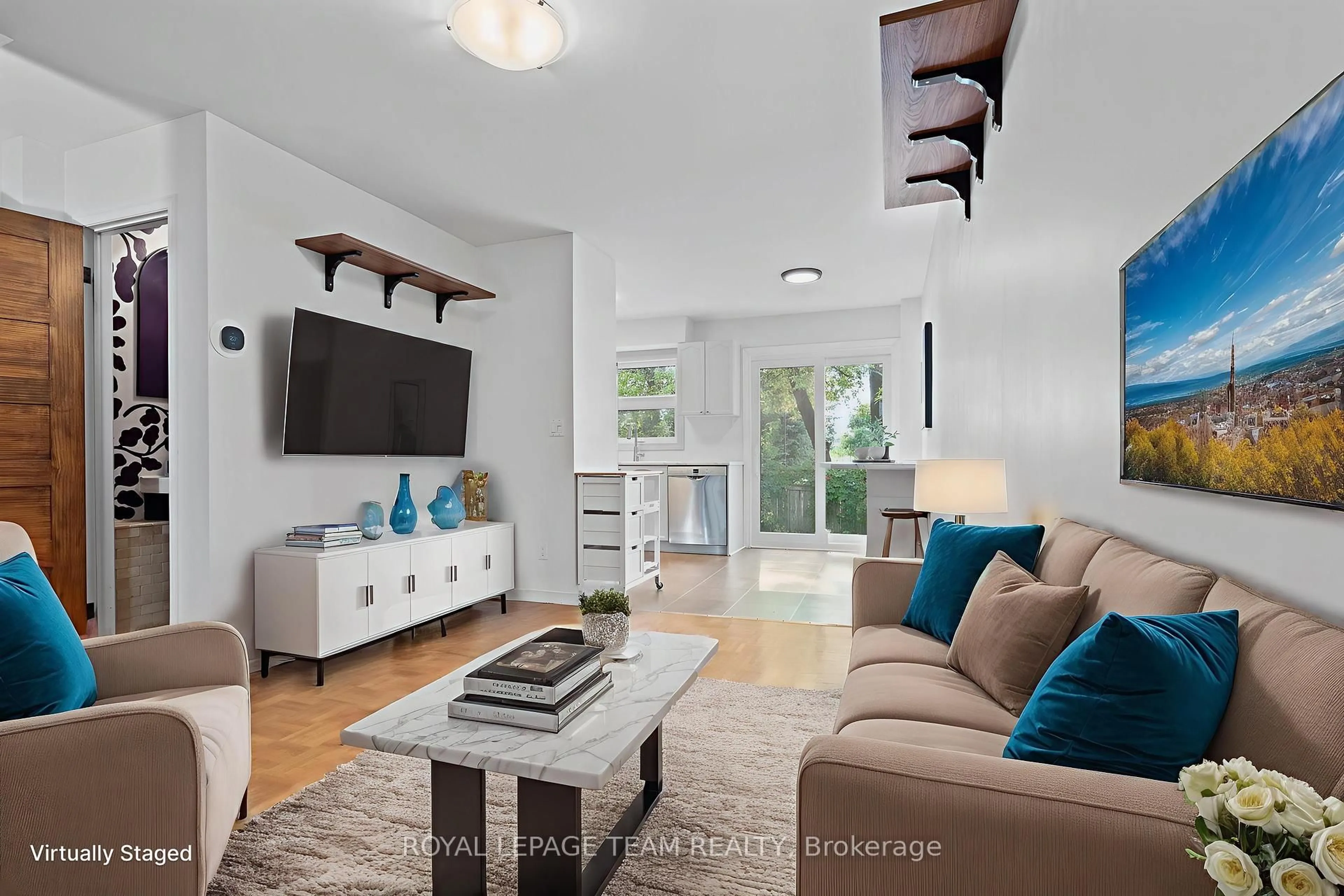 Living room with furniture, unknown for 230 Currell Ave, Ottawa Ontario K1Z 7J3