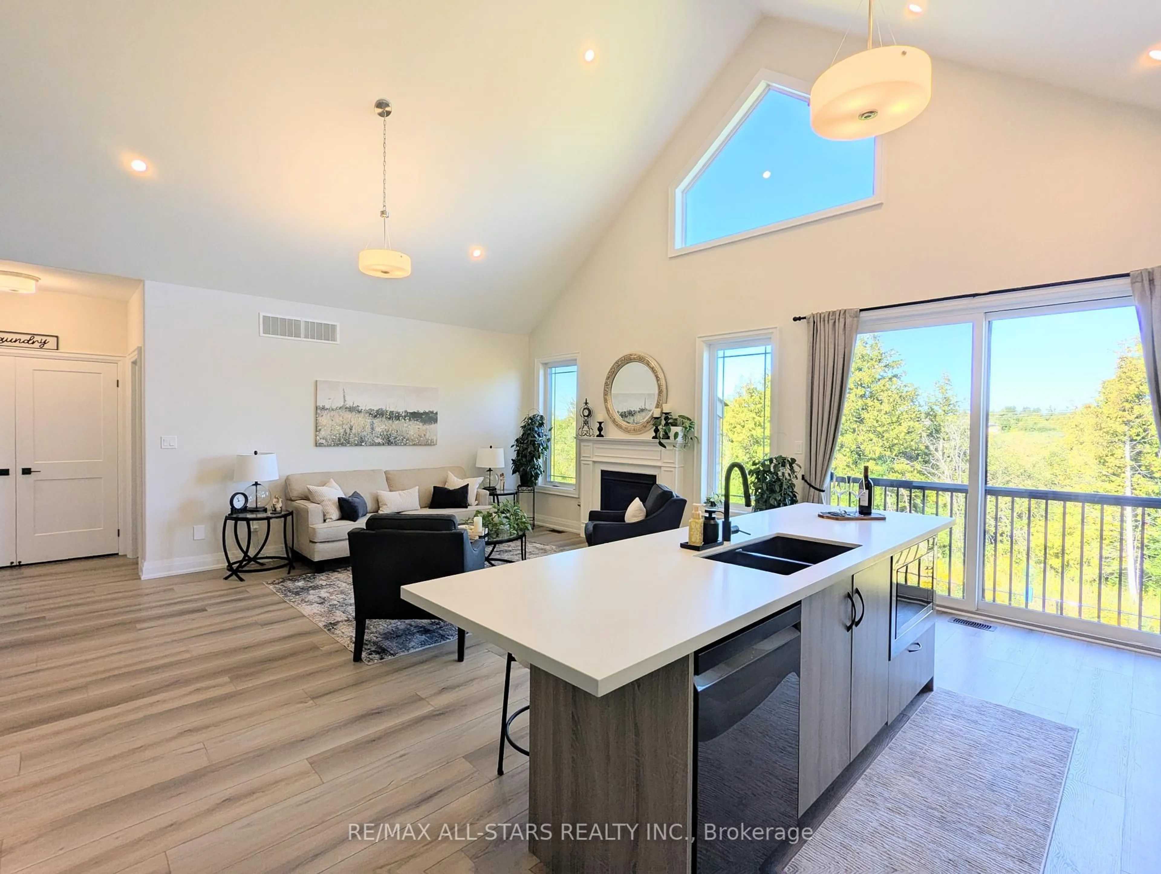 Open concept kitchen, unknown for 322 Cullen Tr, Peterborough Ontario K9H 0J9