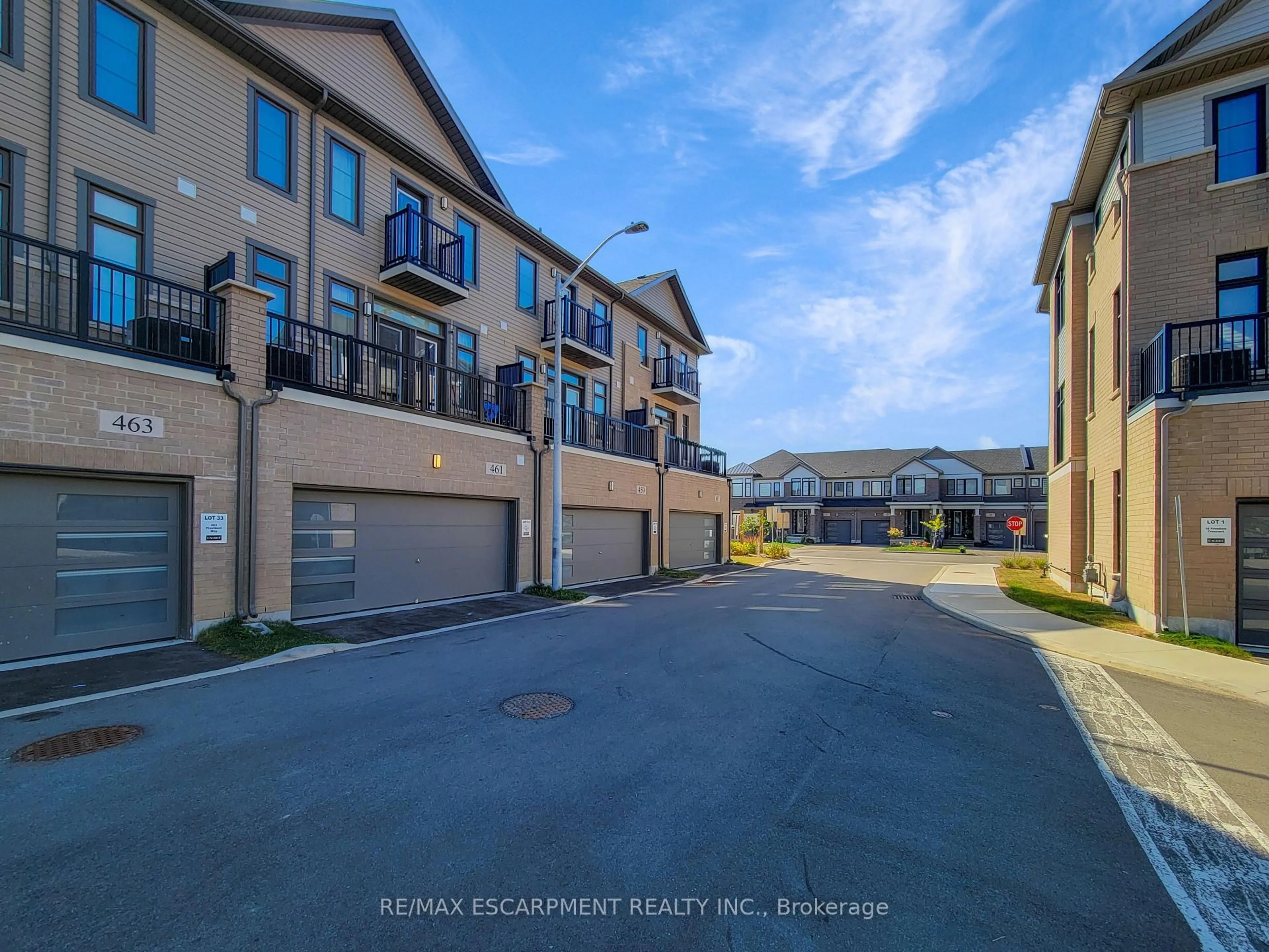 A pic from outside/outdoor area/front of a property/back of a property/a pic from drone, street for 457 Provident Way, Hamilton Ontario L0R 1W0