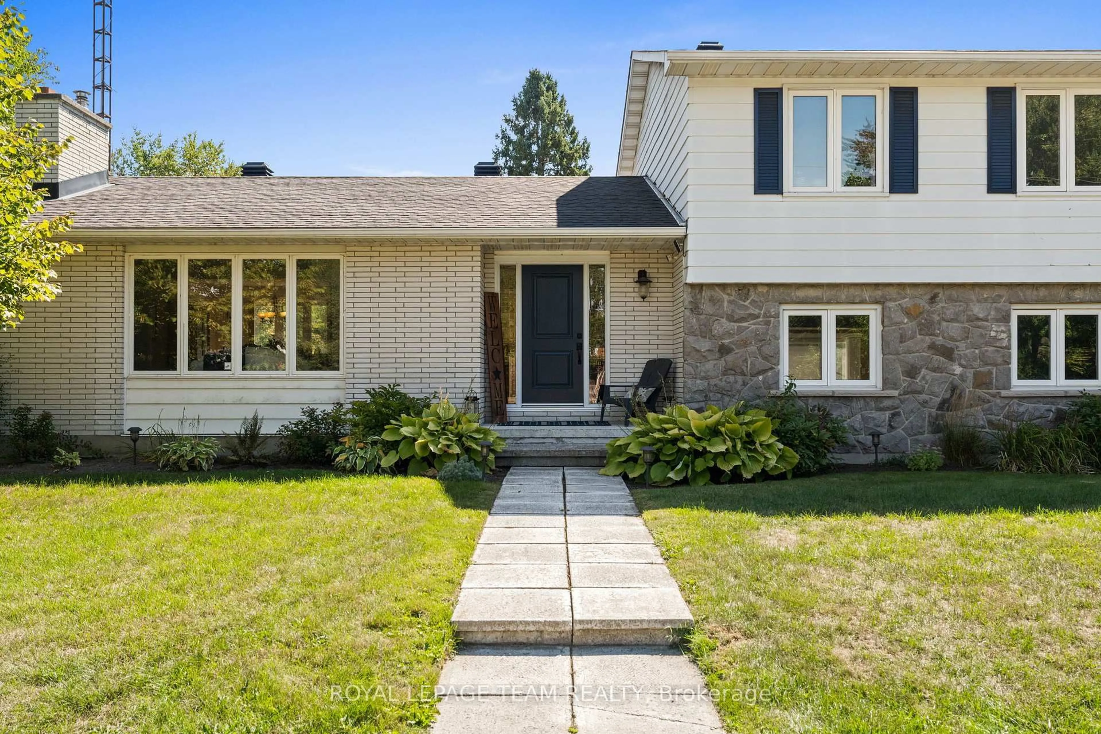 Home with brick exterior material, street for 1640 Century Rd, Kars Ontario K0A 2E0