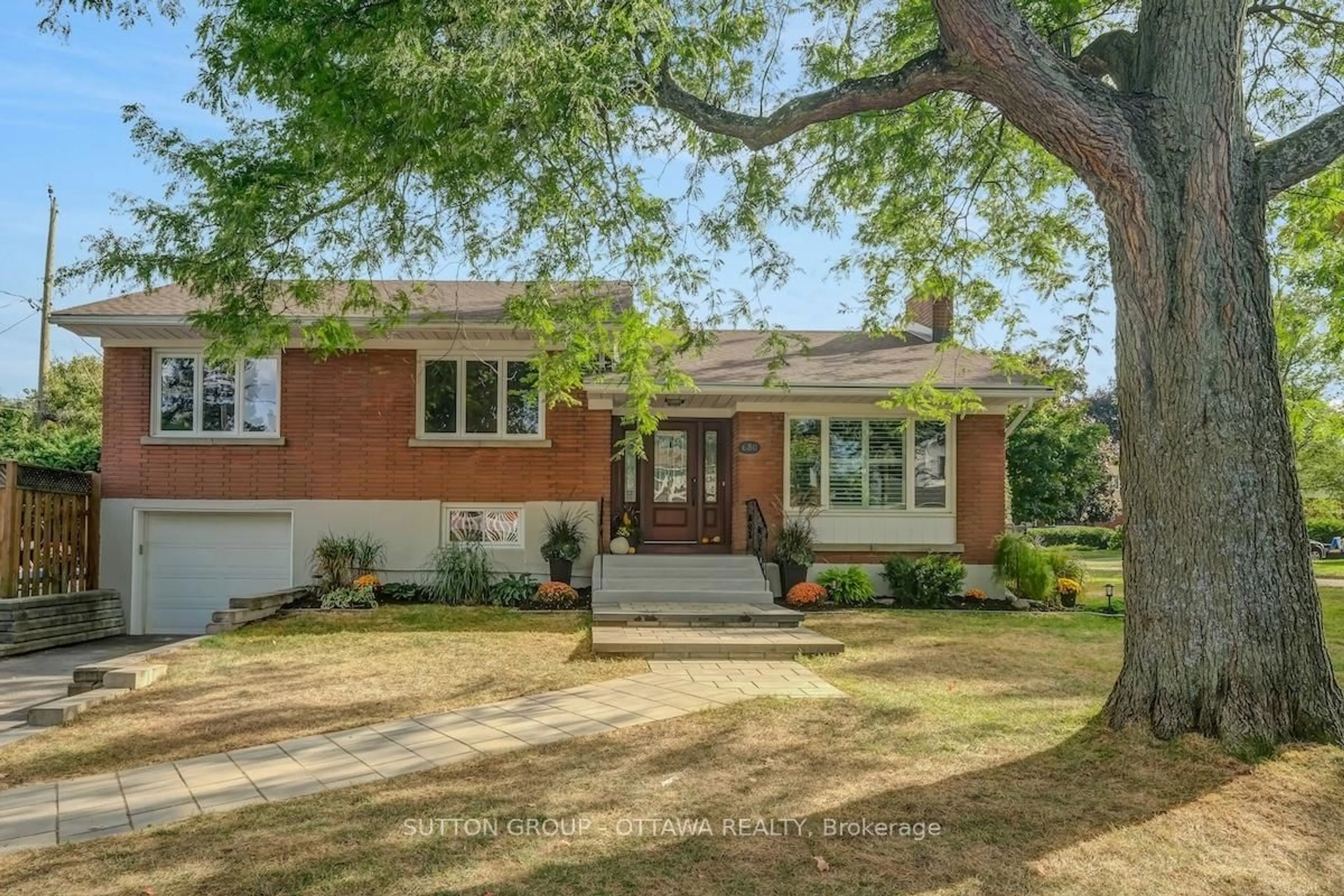 Home with brick exterior material, street for 680 Weston Dr, Ottawa Ontario K1G 1V8