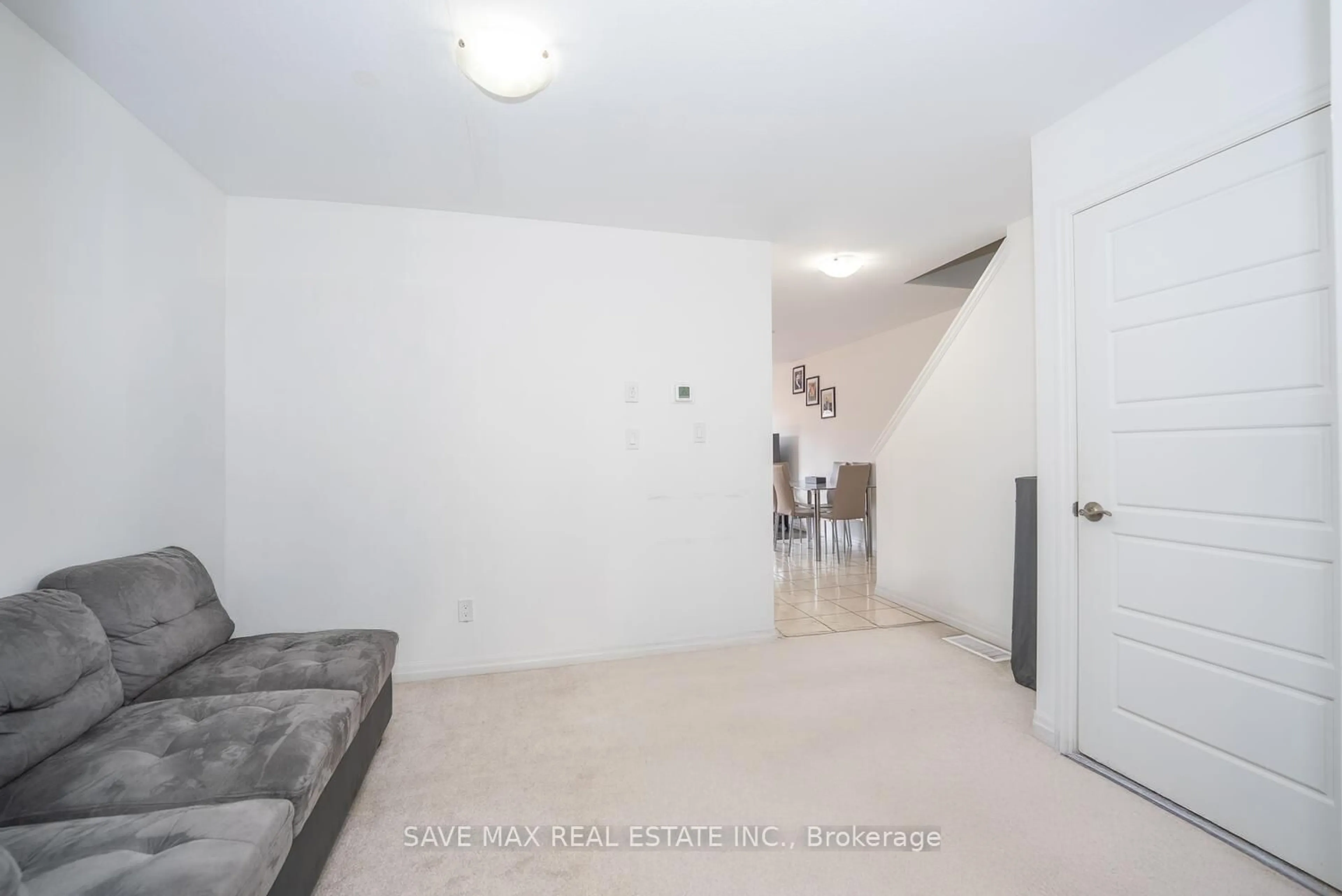 A pic of a room for 9 Shedrow Pl, Kitchener Ontario N2R 0R8