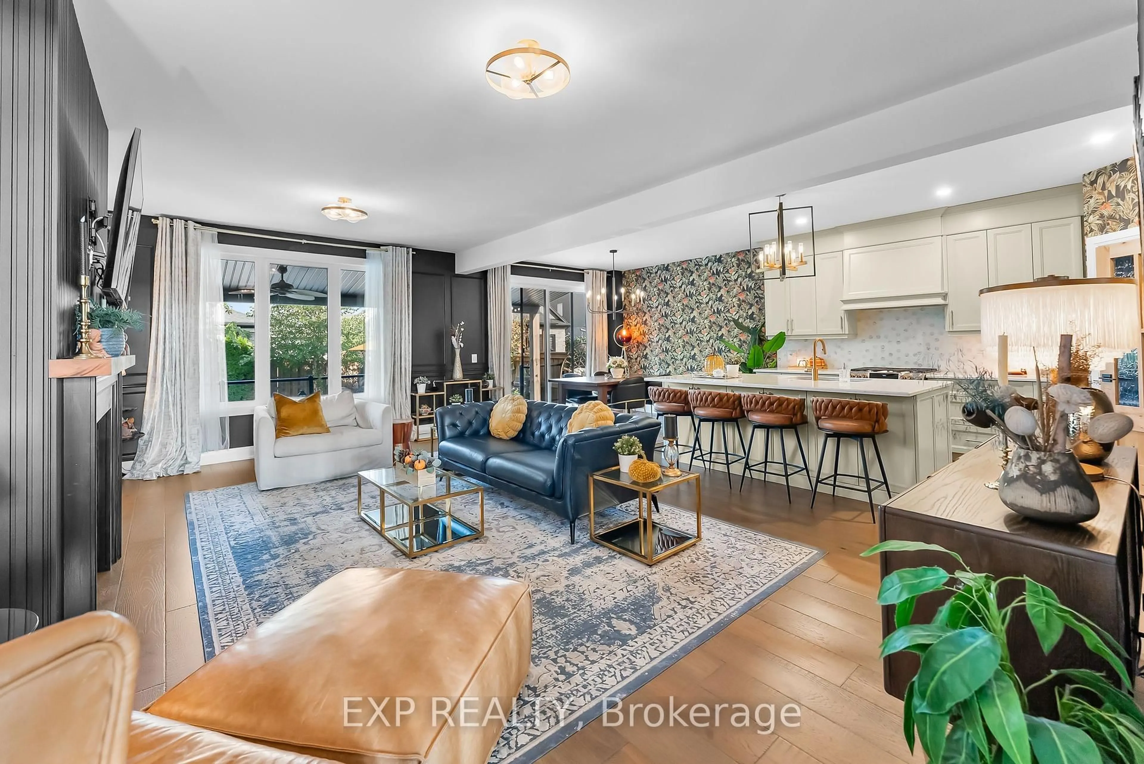 Open concept kitchen, ceramic/tile floor for 155 Susan Dr, Pelham Ontario L2E 7K8