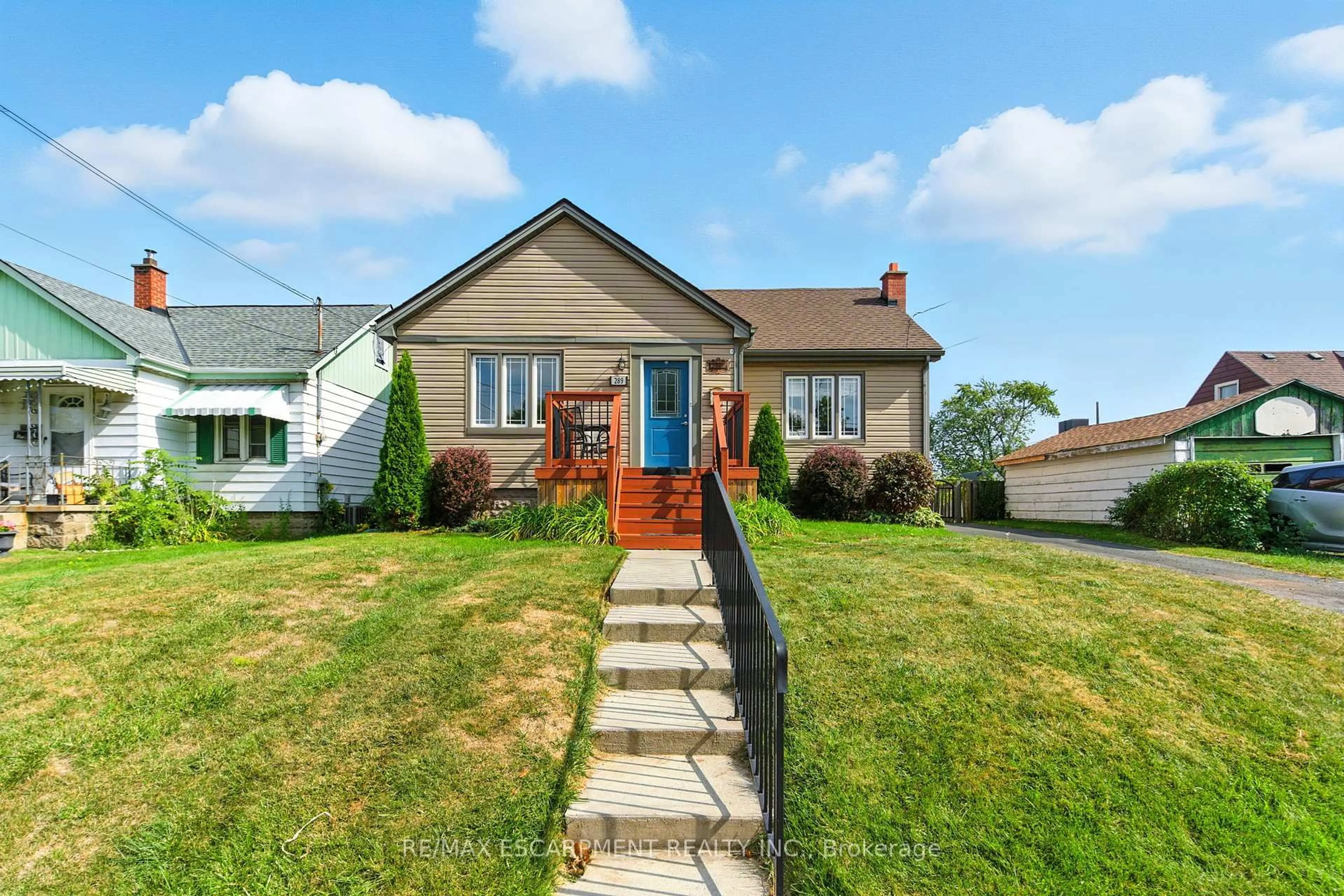 Unknown for 289 East 25th St, Hamilton Ontario L8V 3A6