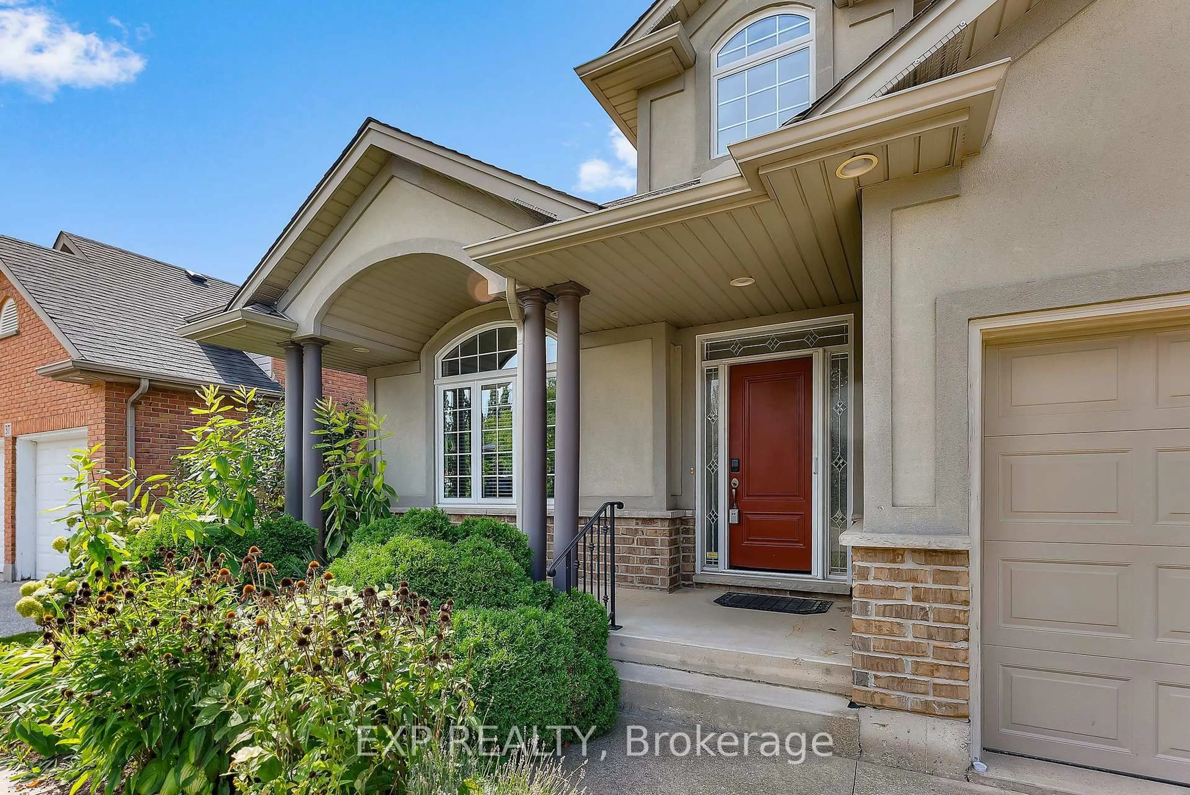 Home with brick exterior material, street for 39 Vansickle Rd, St. Catharines Ontario L2S 4C2