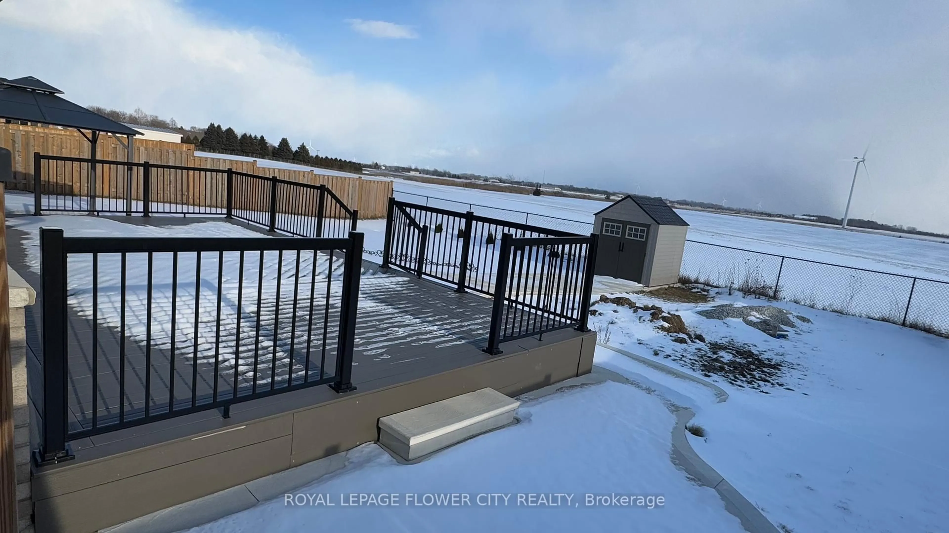 A pic from outside/outdoor area/front of a property/back of a property/a pic from drone, water/lake/river/ocean view for 58 Sleepy Meadow Dr, Chatham-Kent Ontario N0P 1A0