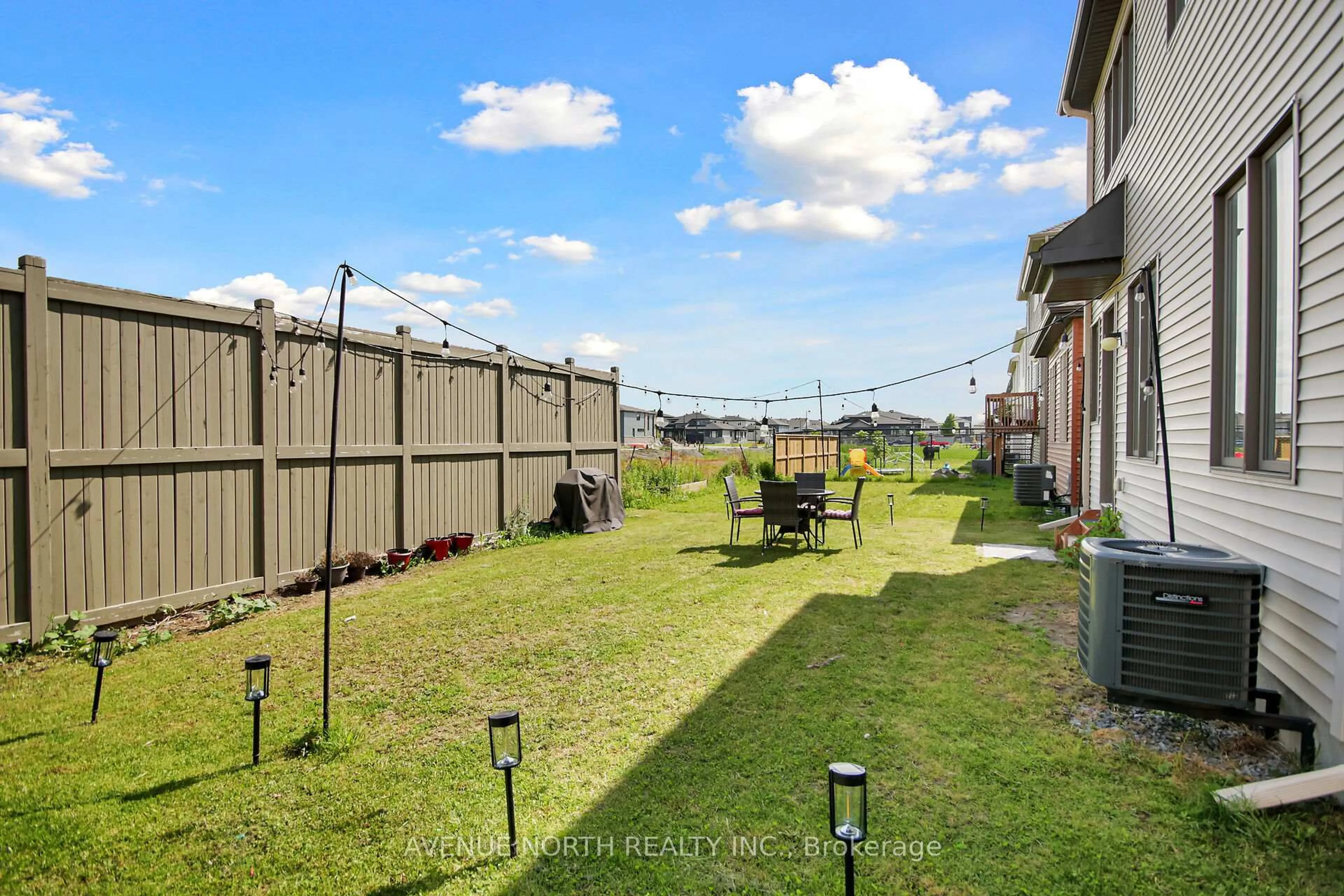 Patio, street for 4772 Abbott St, Ottawa Ontario K2V 0L4