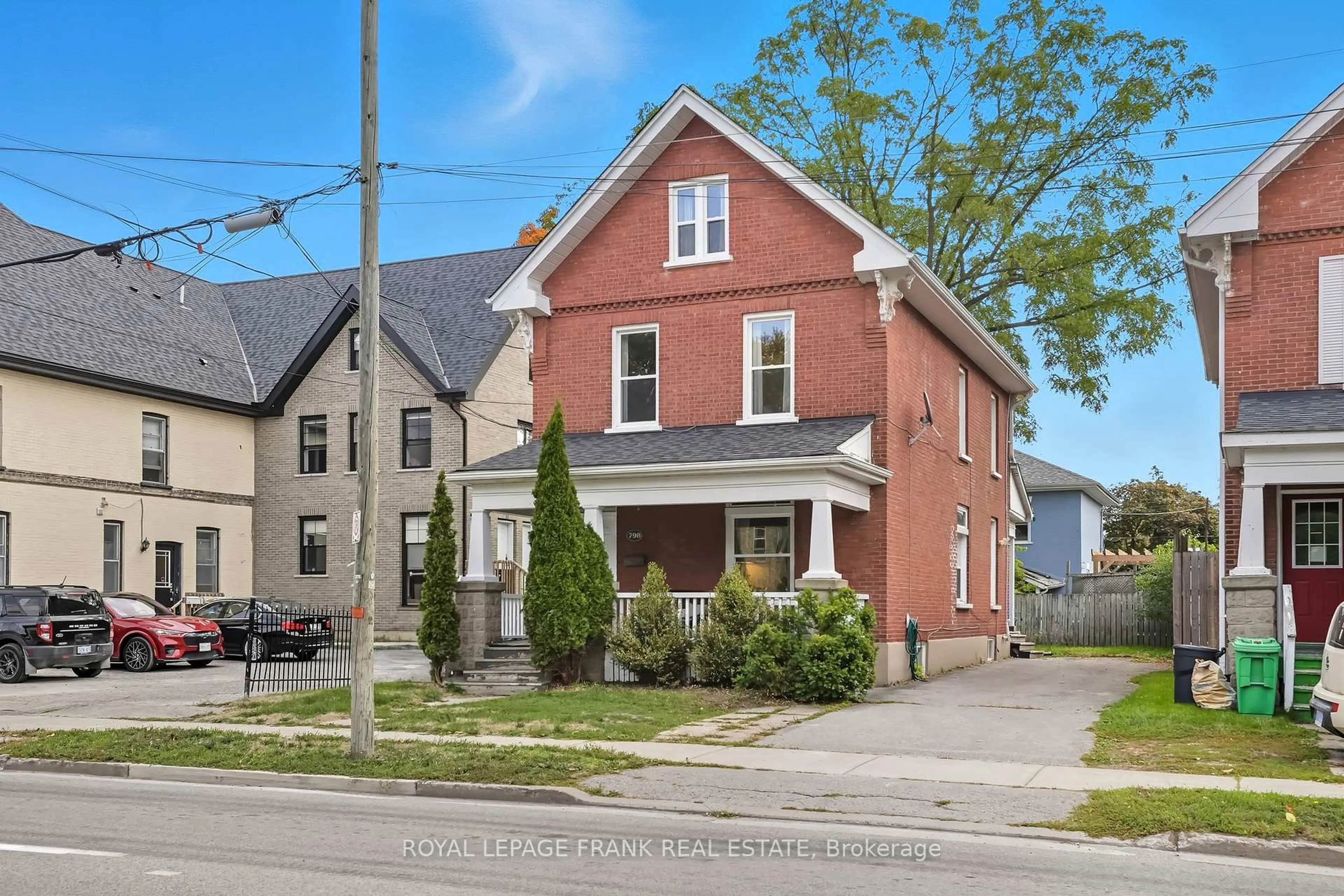 Home with brick exterior material, street for 798 GEORGE St, Peterborough Ontario K9H 3T5