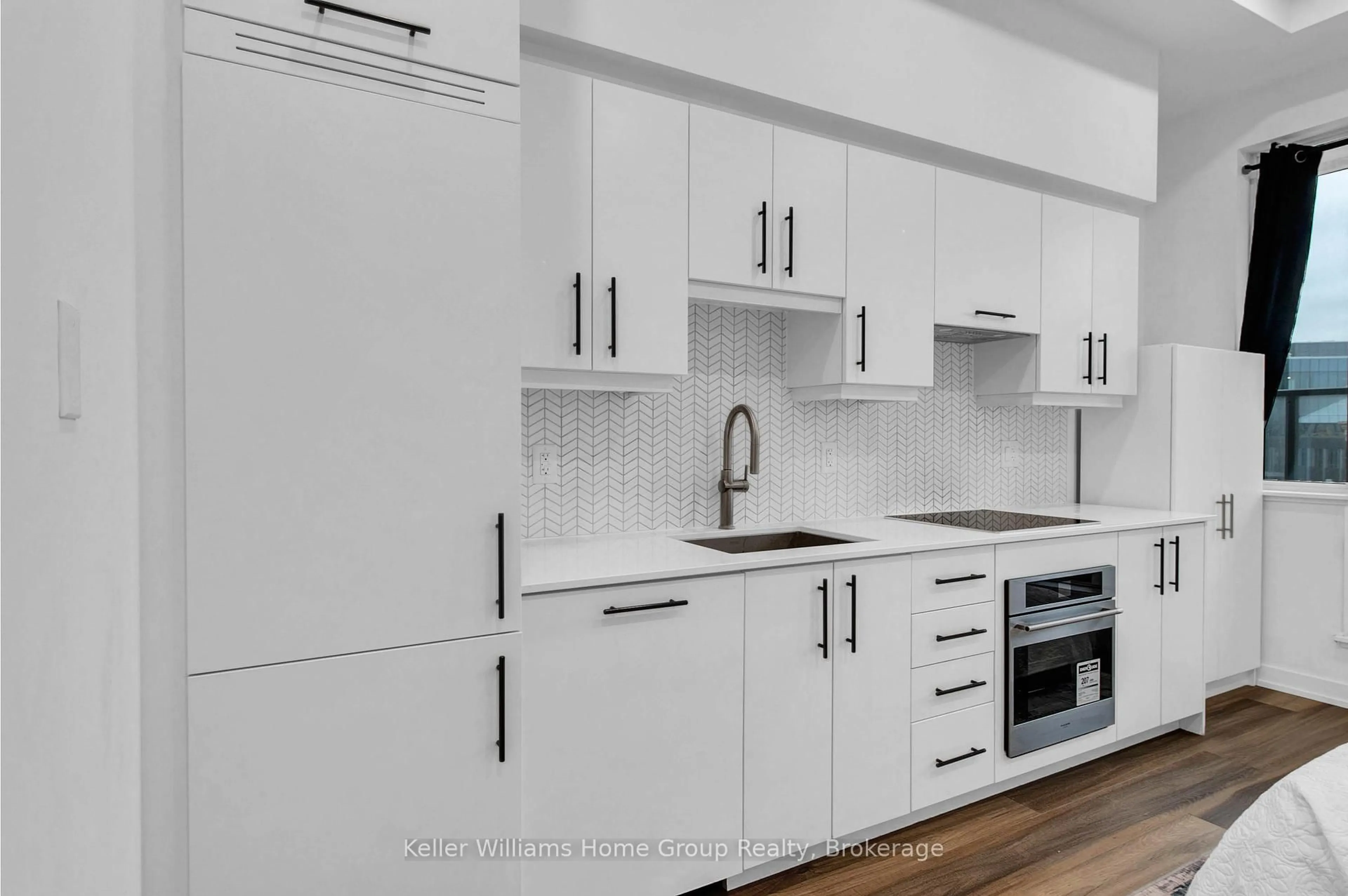 Unknown for 5 Wellington St #208, Kitchener Ontario N2E 0E3
