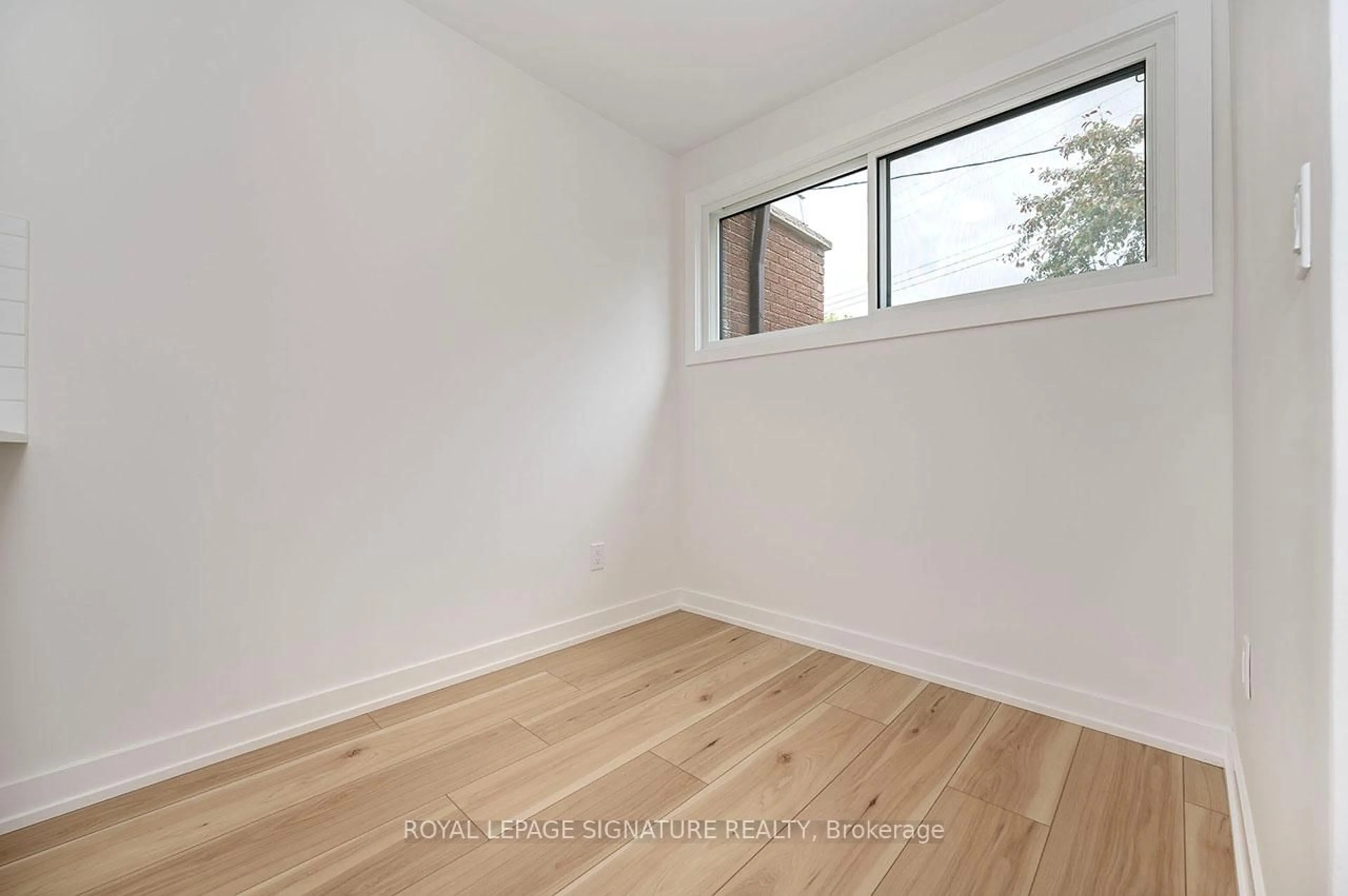 A pic of a room for 73 Woodman Dr, Hamilton Ontario L8H 2M6