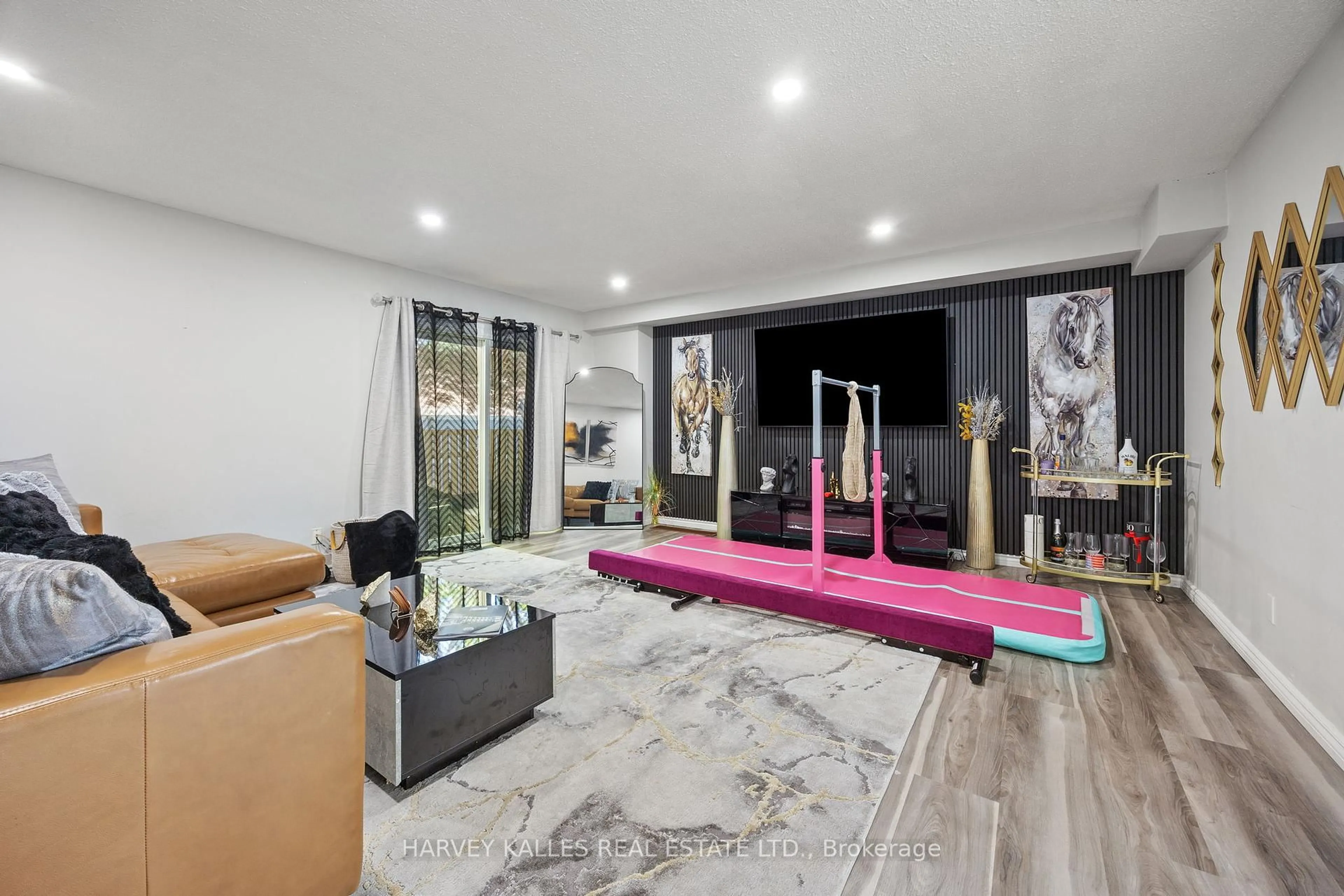 Living room with furniture, unknown for 135 Chalmers St #23, Cambridge Ontario N1R 6M2