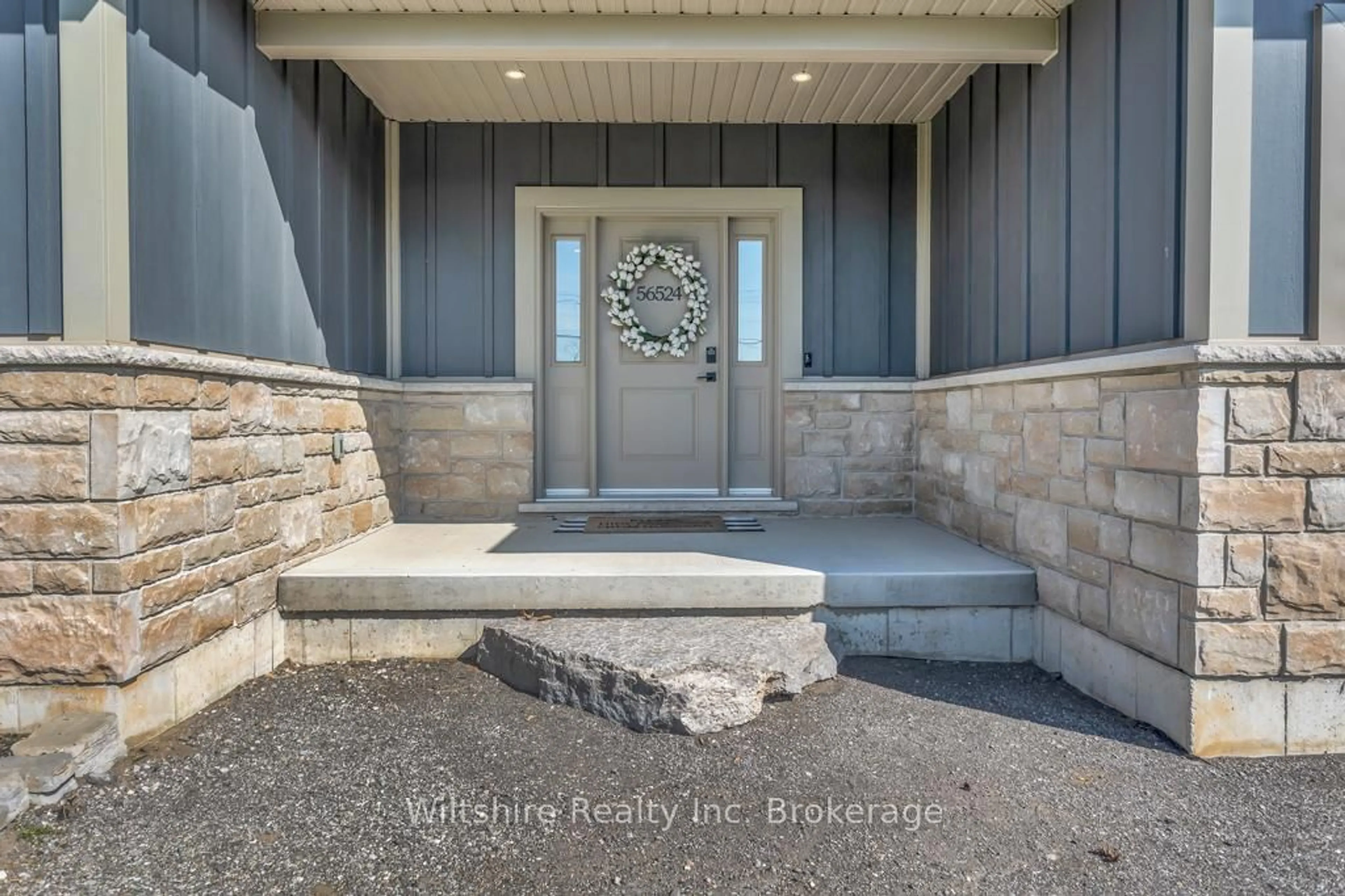 Indoor entryway for 56524 Heritage Line, Bayham Ontario N0J 1Y0