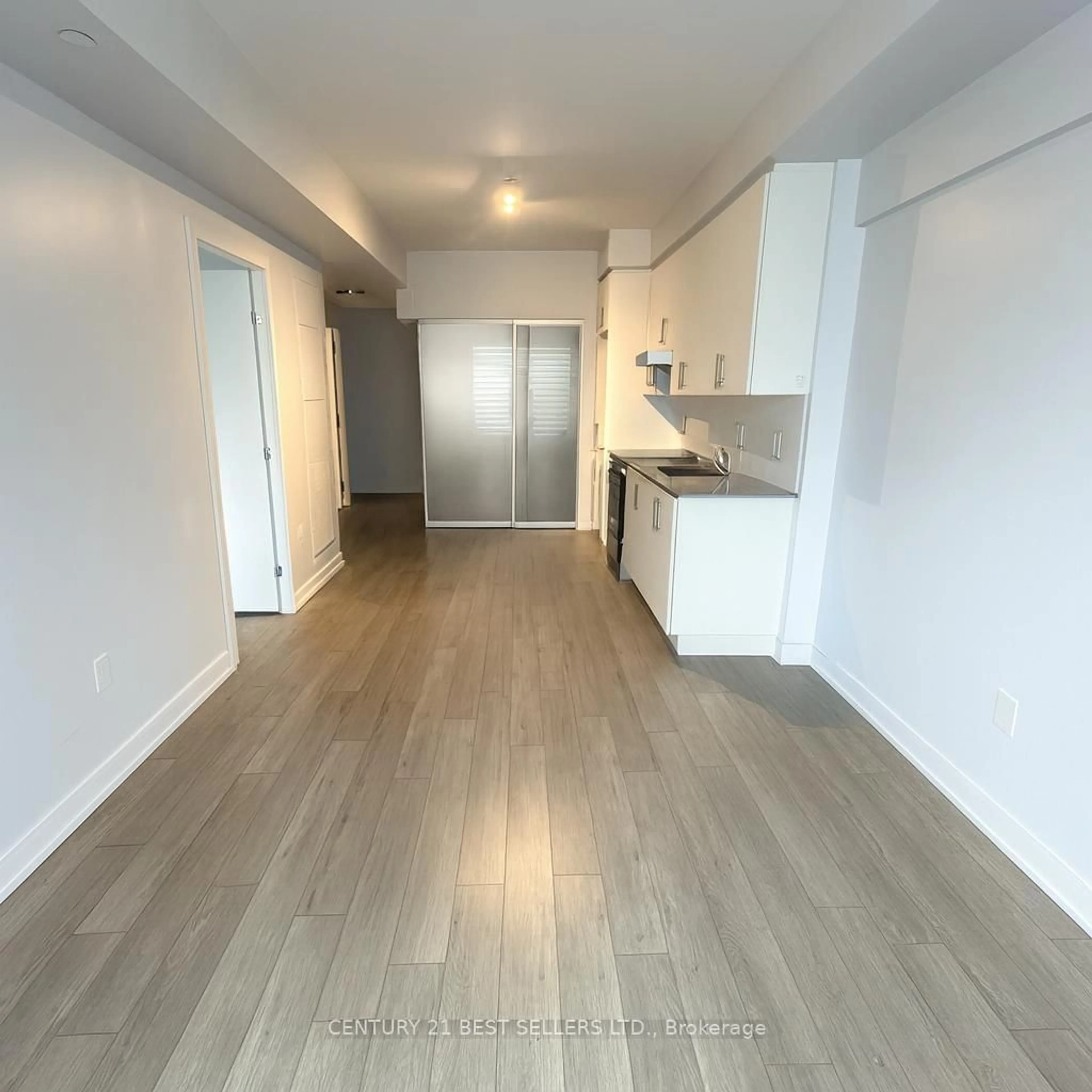 A pic of a room for 212 King William St #401, Hamilton Ontario L8R 0A7