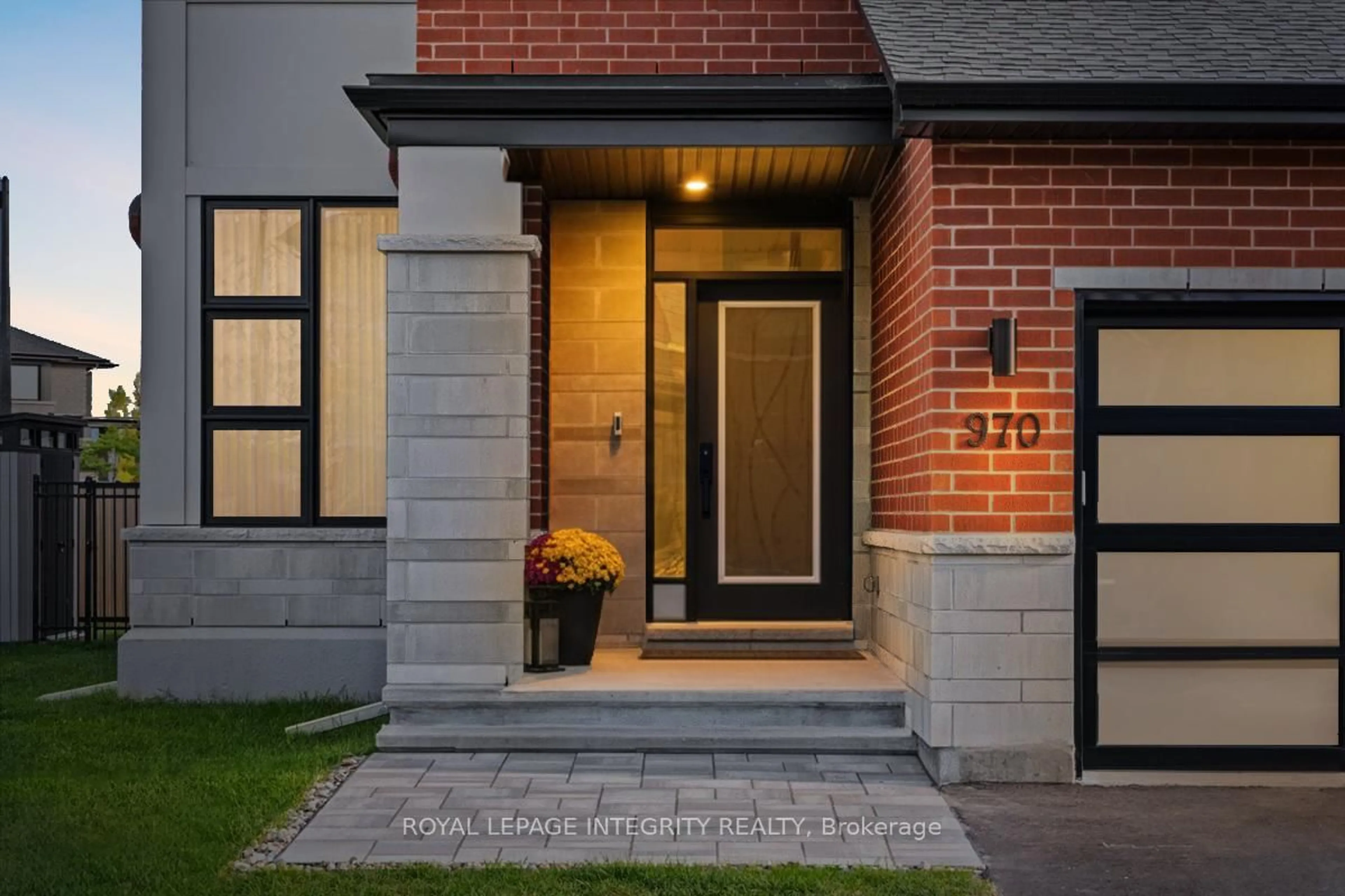 Unknown for 970 Islington Way, Ottawa Ontario K1T 0T9