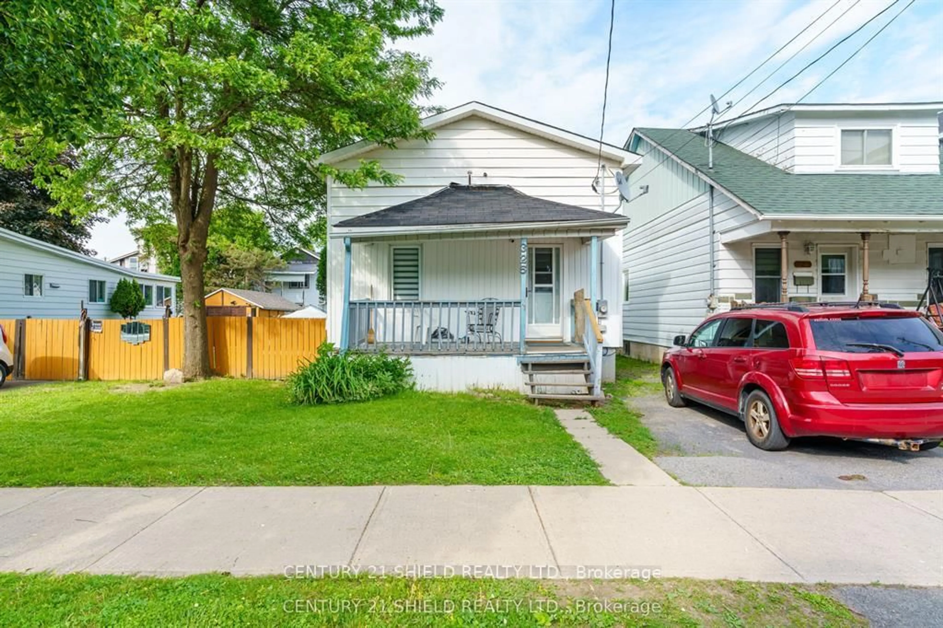 Unknown for 325 Belmont St, Cornwall Ontario K6H 4Z7
