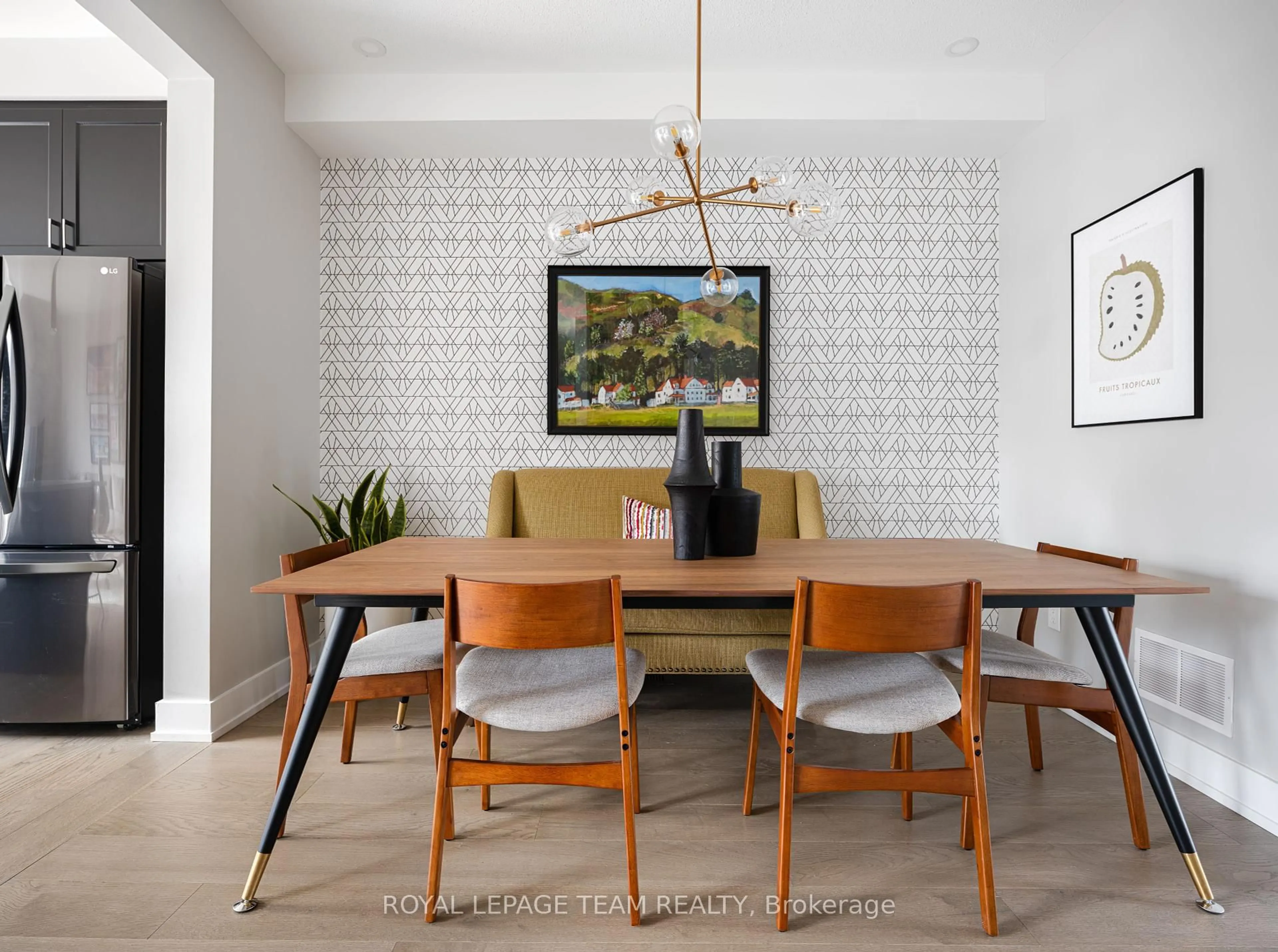 Dining room, unknown for 481 Patrick St, North Grenville Ontario K0G 1J0