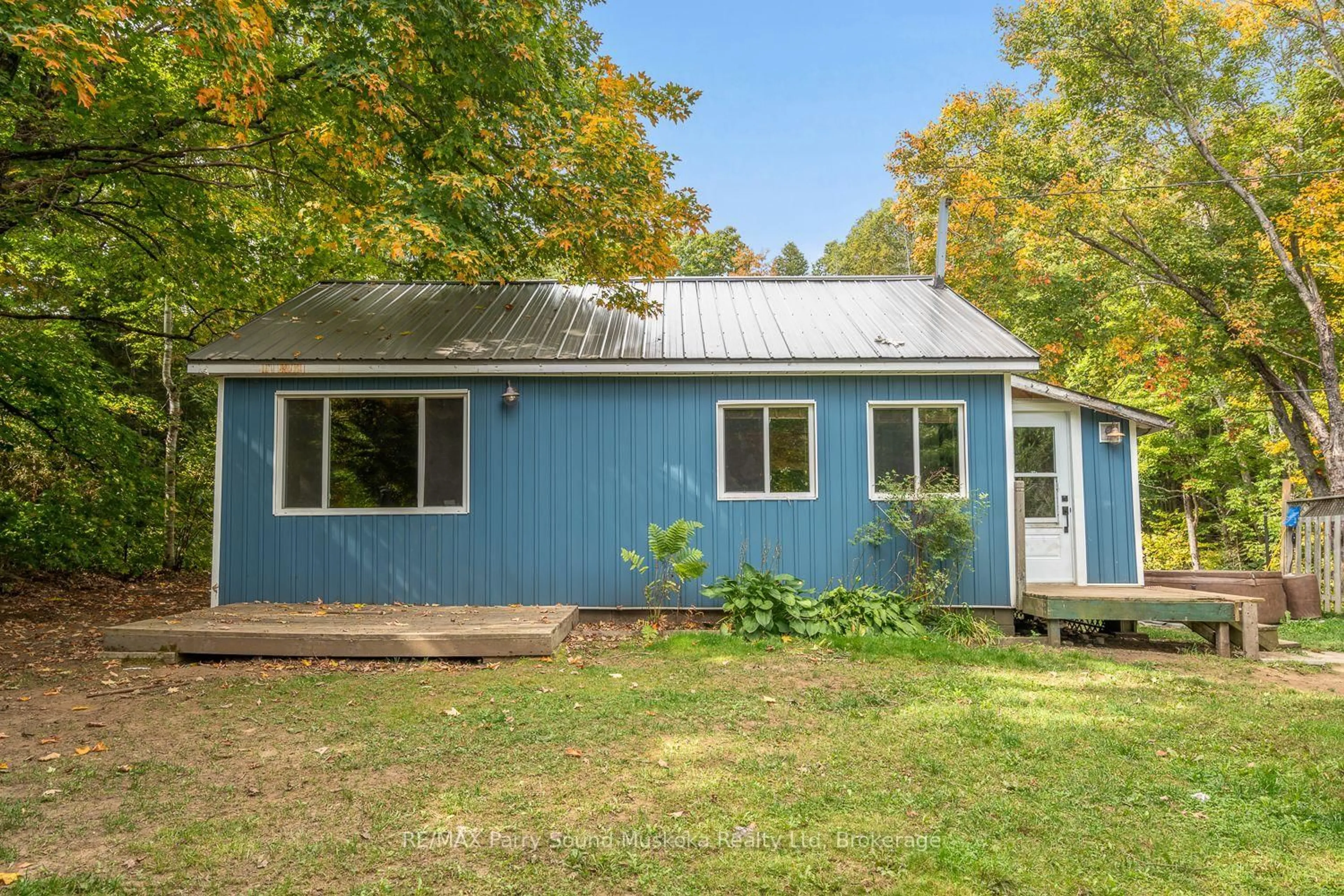 Shed for 1163A Lake Joseph Rd, Seguin Ontario P2A 2W8